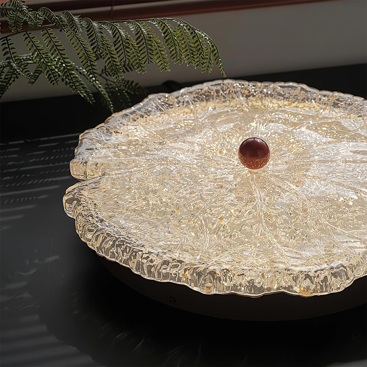 Neubis Ceiling Light