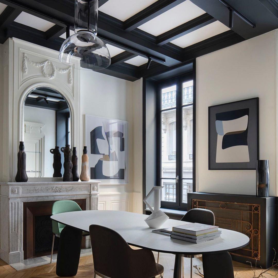 Teyylino Cylindrical Glass Pendant Light