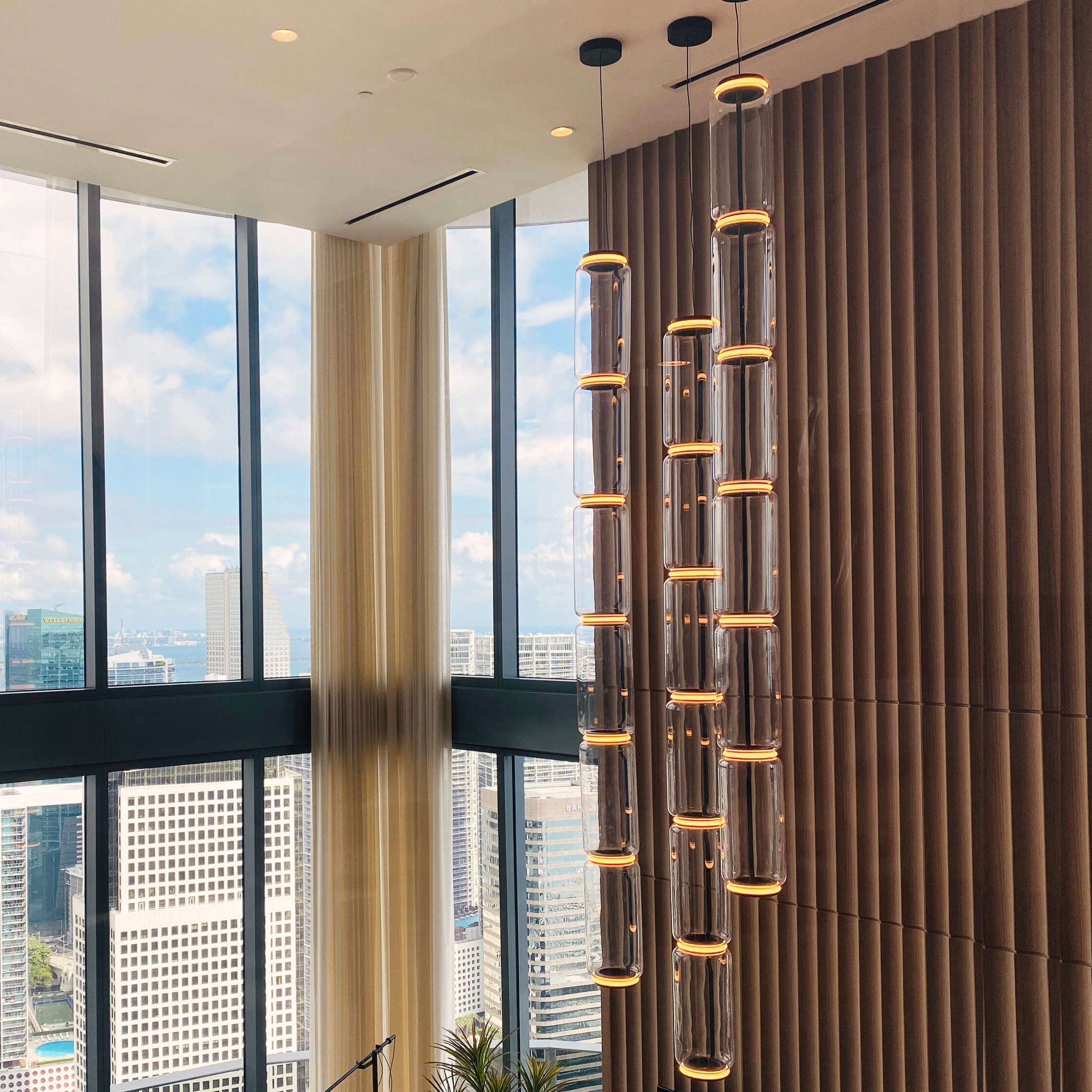 Teyylino Cylindrical Glass Pendant Light