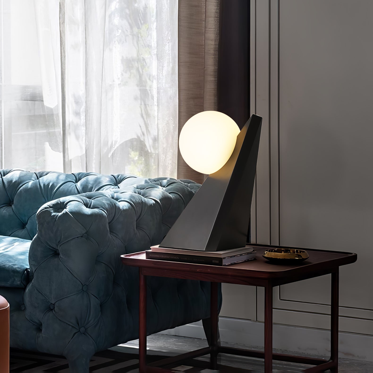 Royan Table Lamp