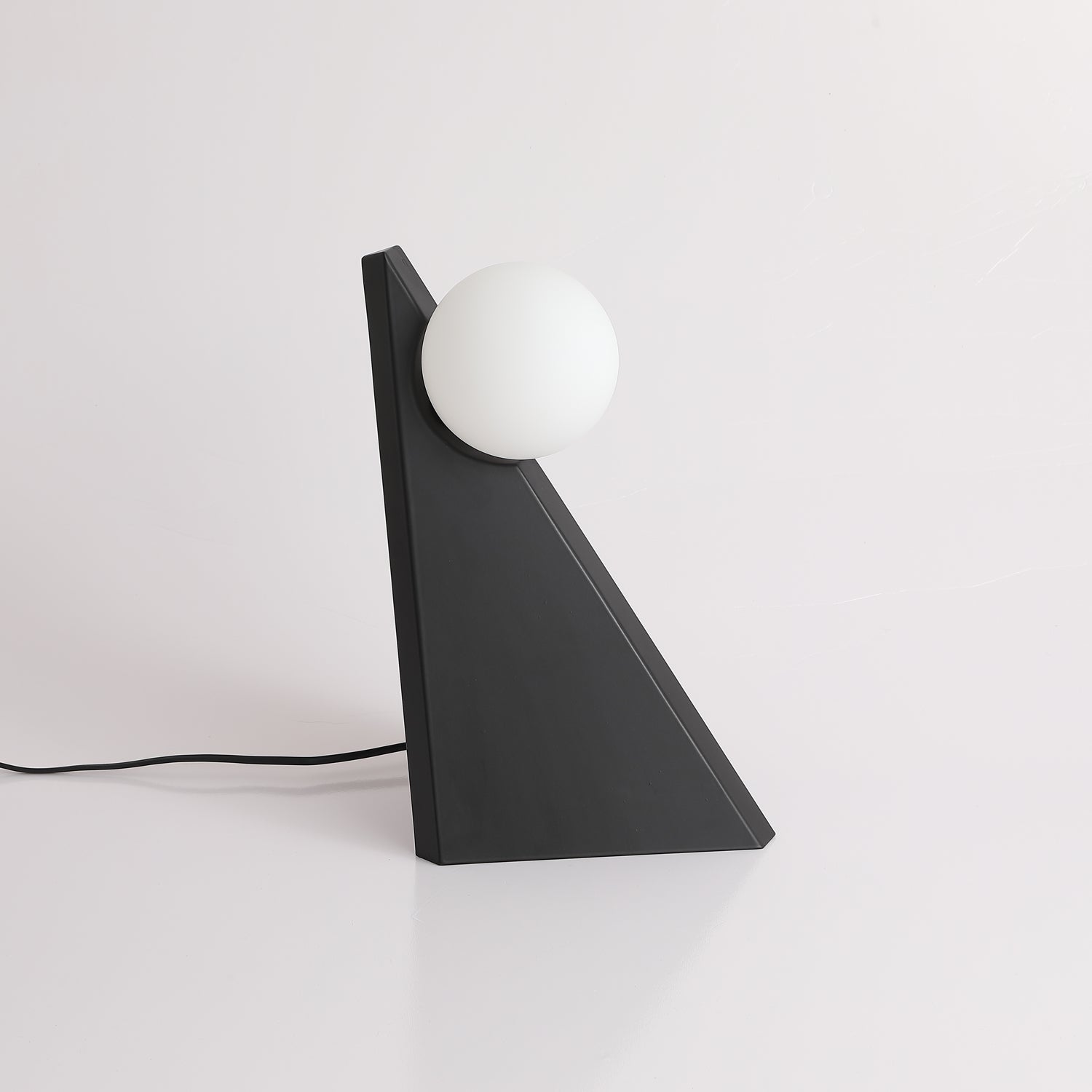 Royan Table Lamp