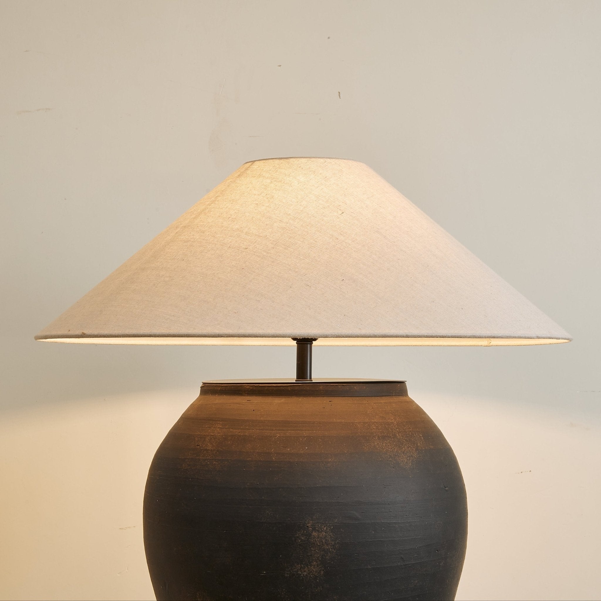 Bonfis Table Lamp