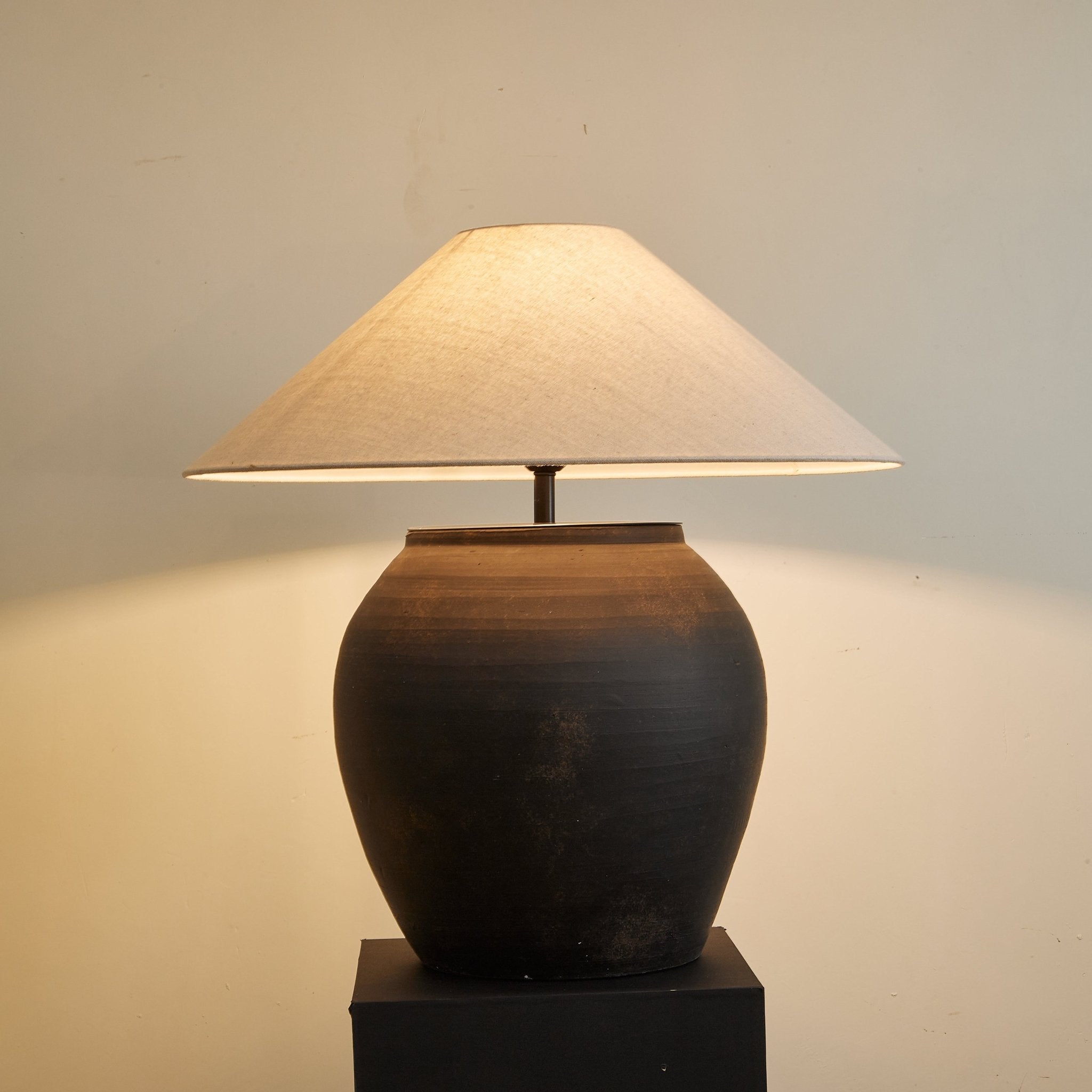 Bonfis Table Lamp