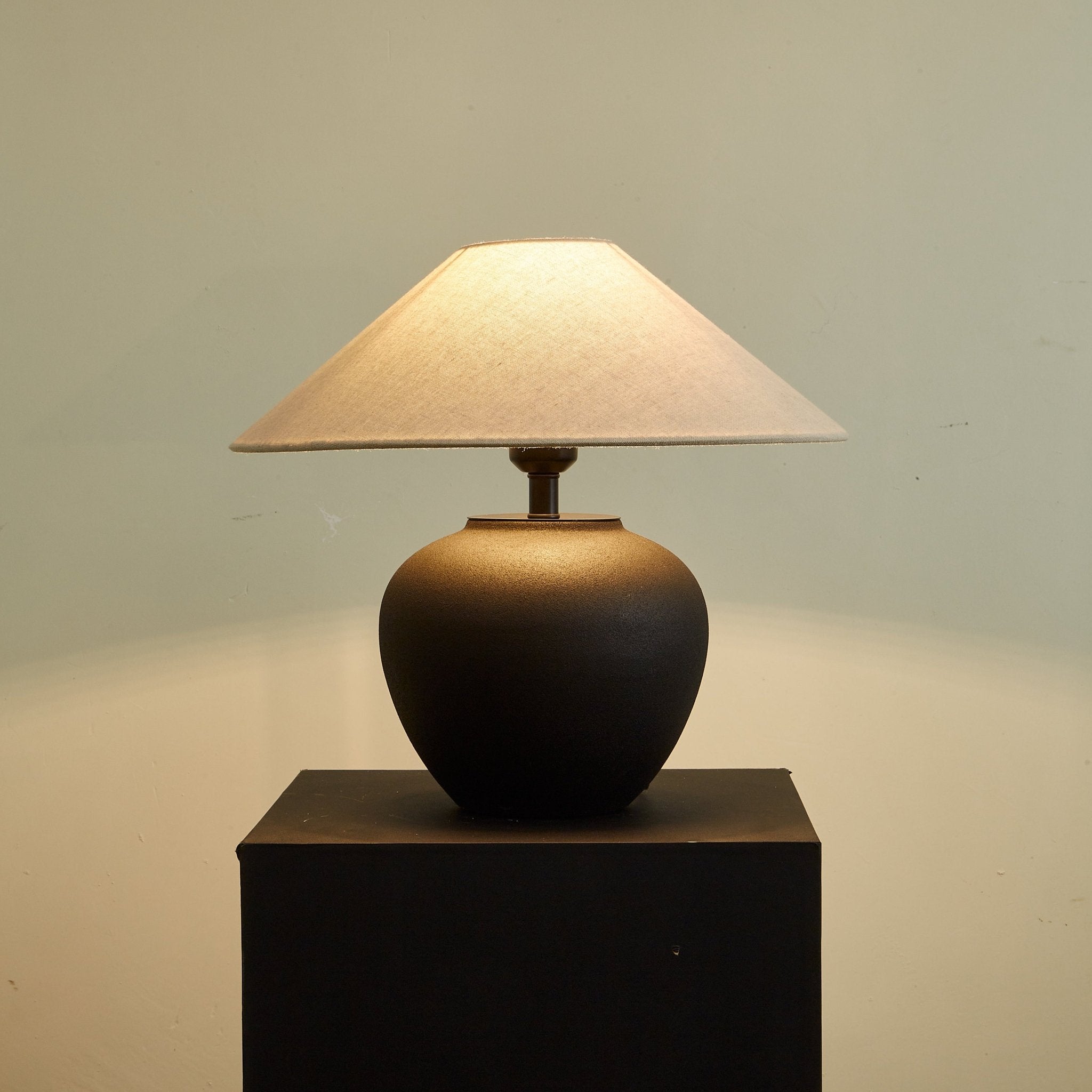 Veilza Table Lamp