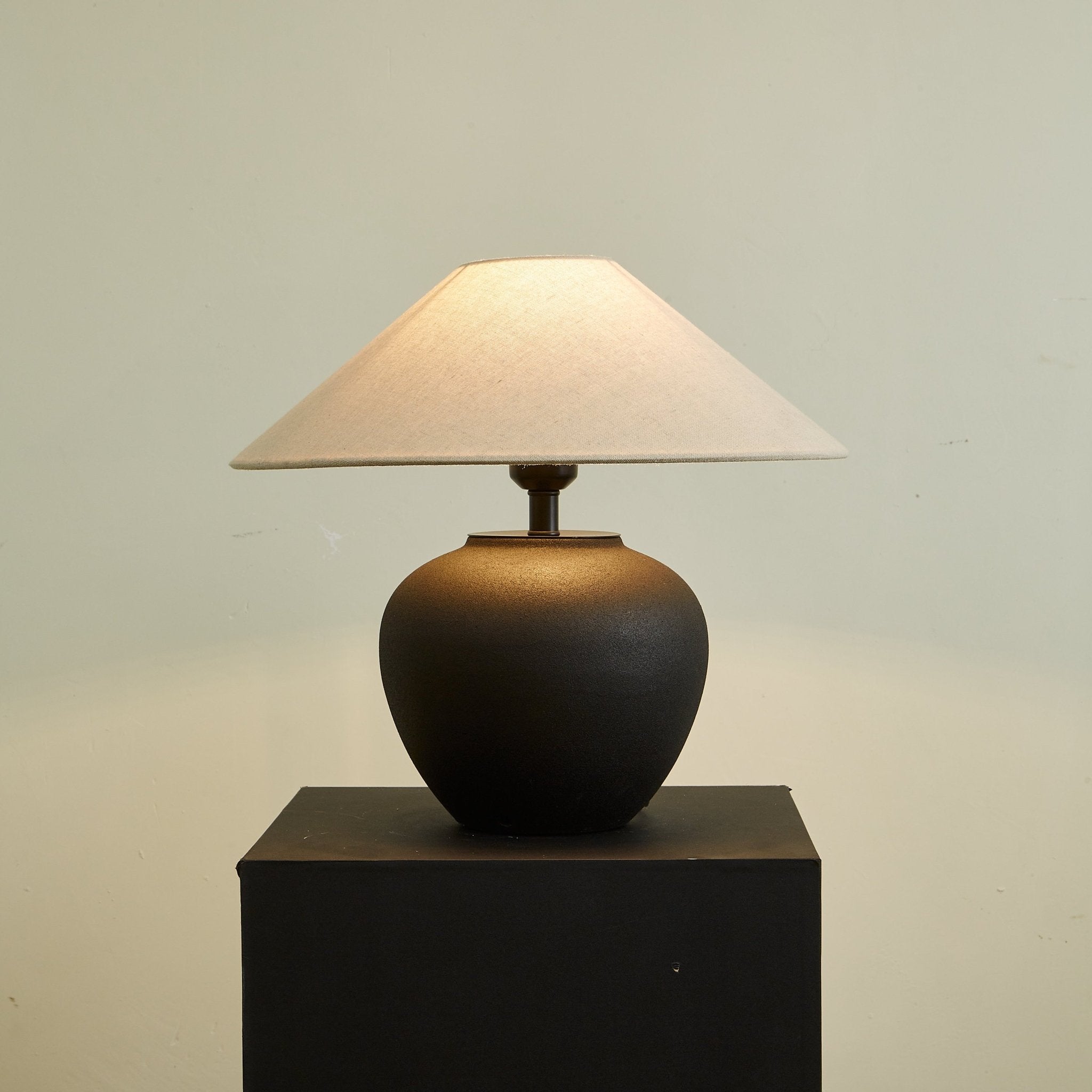 Veilza Table Lamp