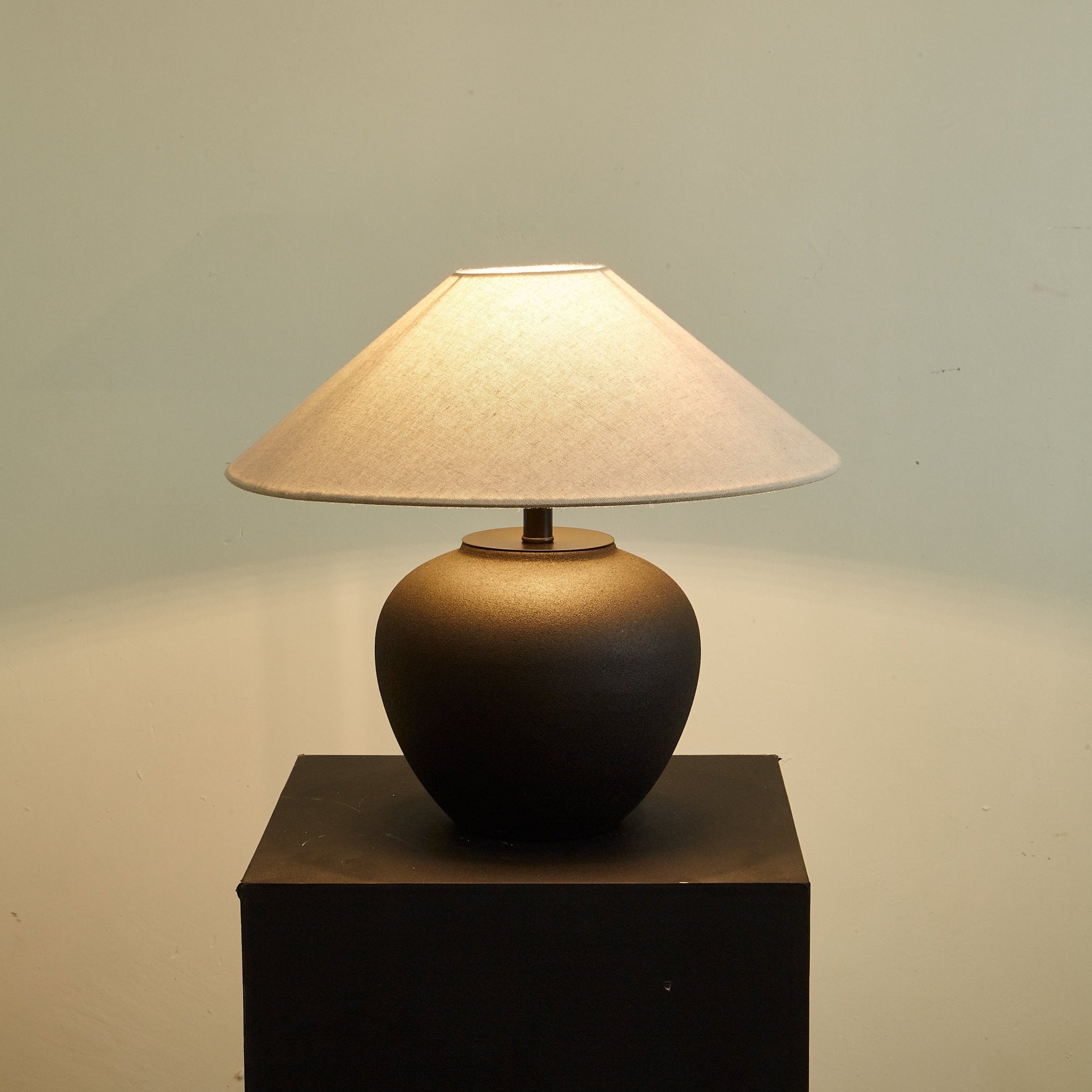 Veilza Table Lamp