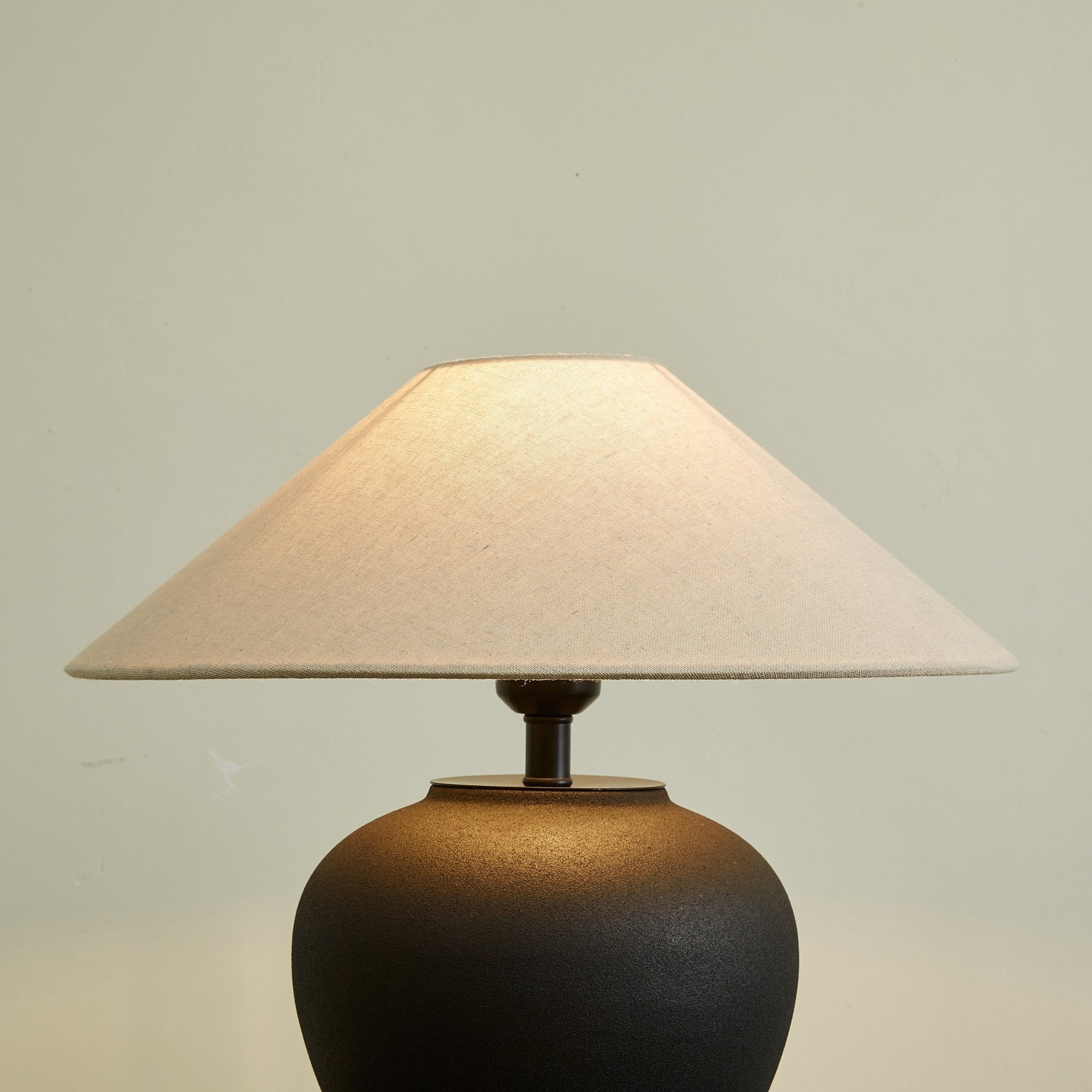 Veilza Table Lamp