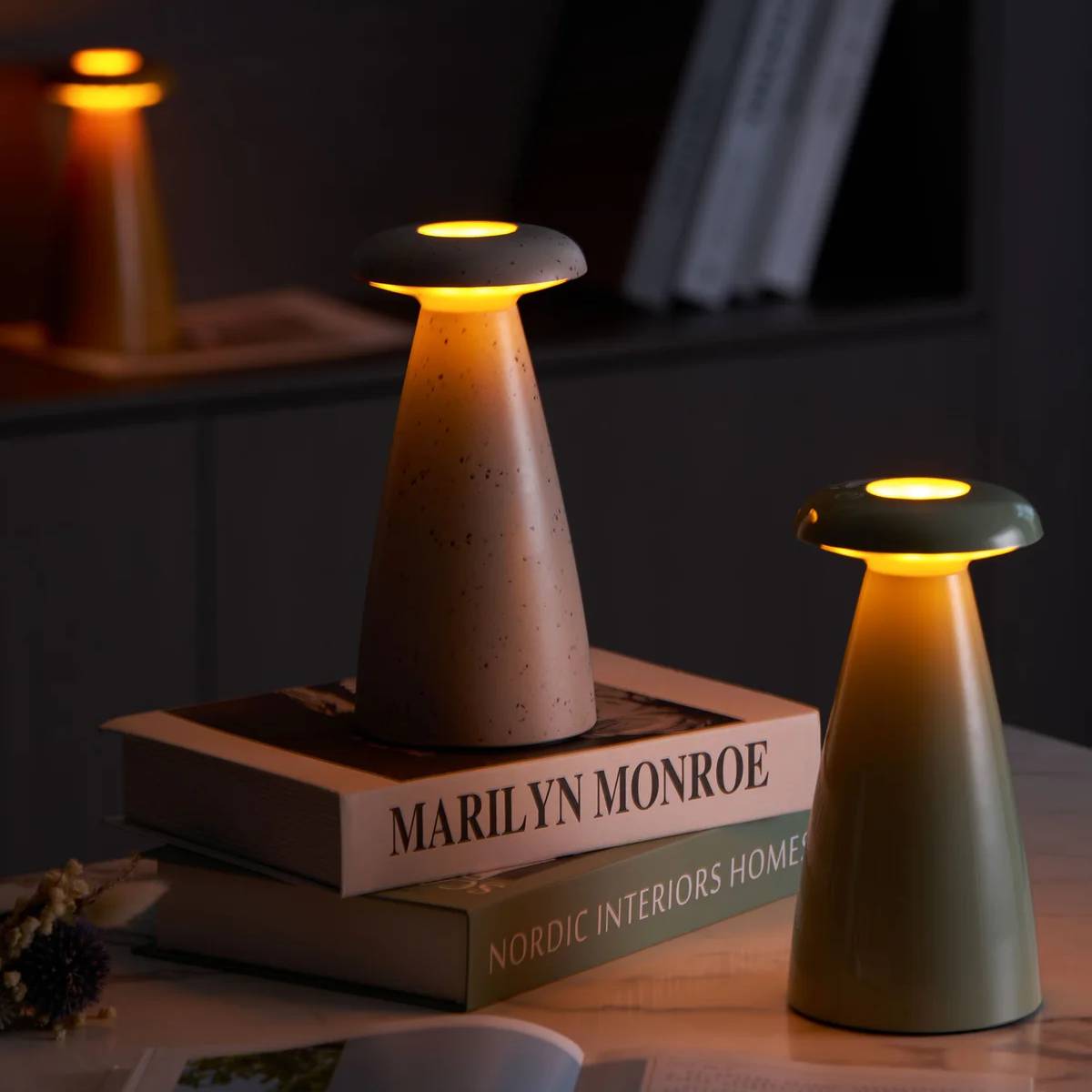 Nelisco Table Lamp