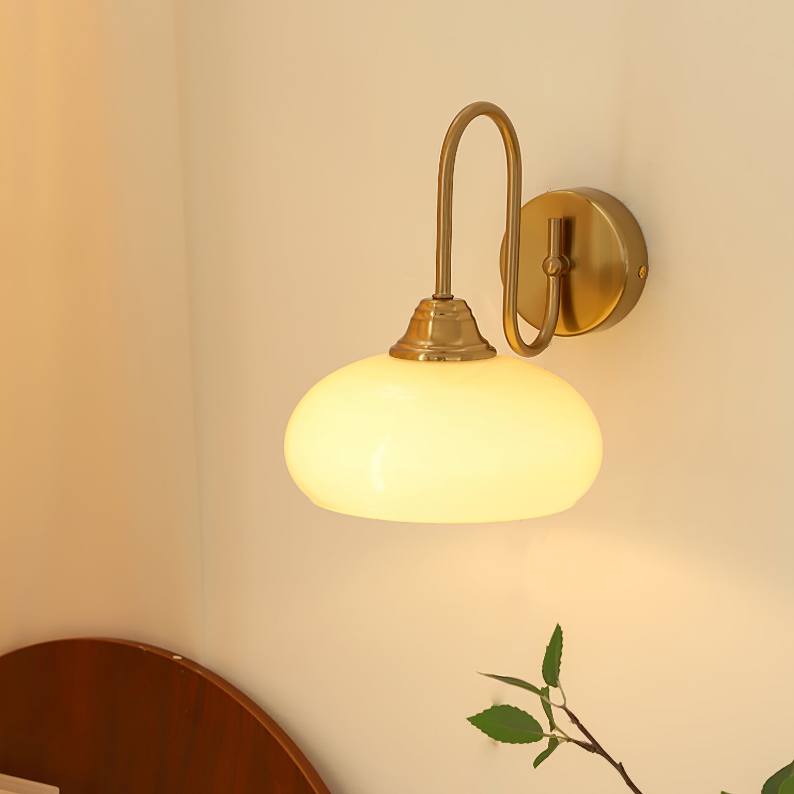 Ellvale Modern Wall Light