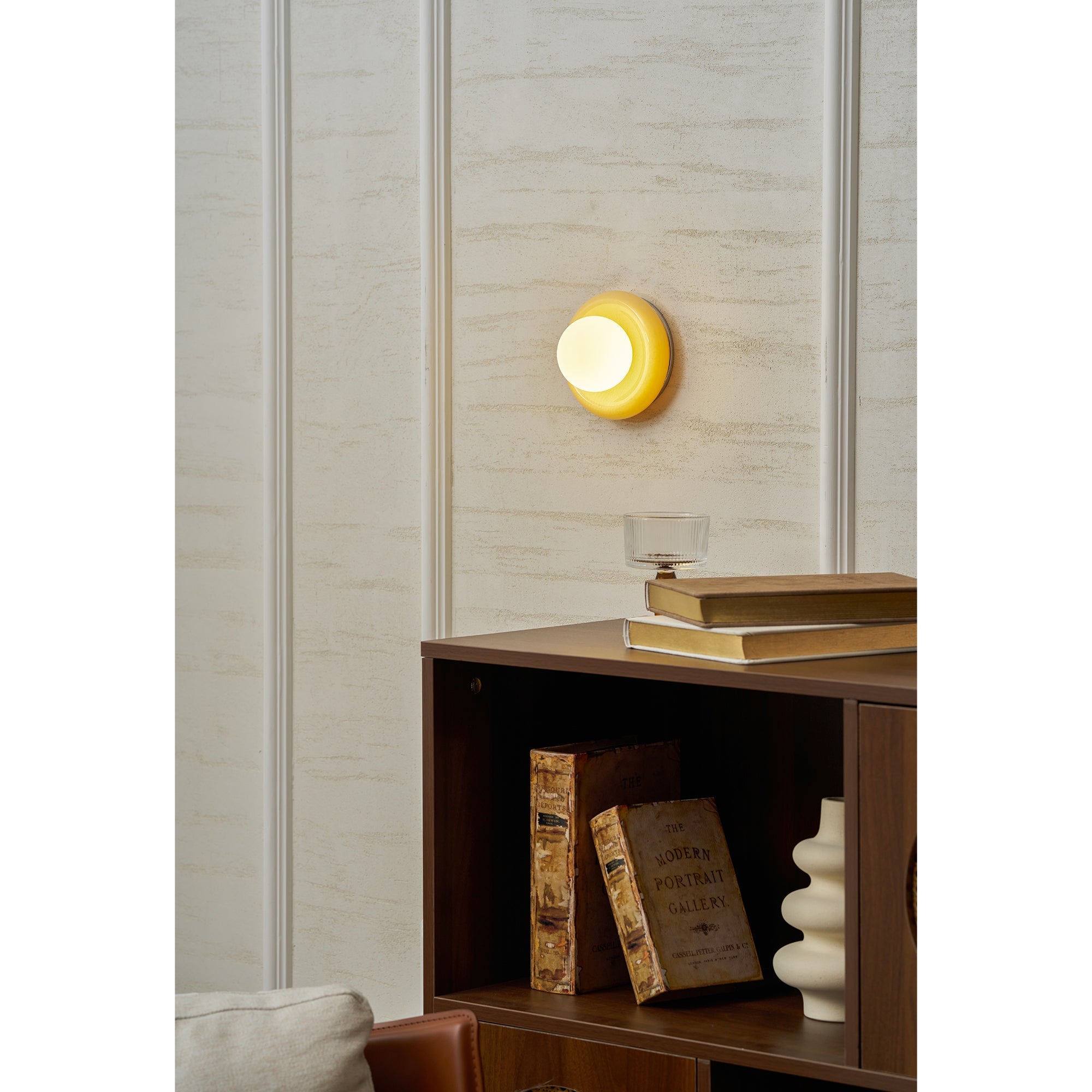 Daleaan Wall Light