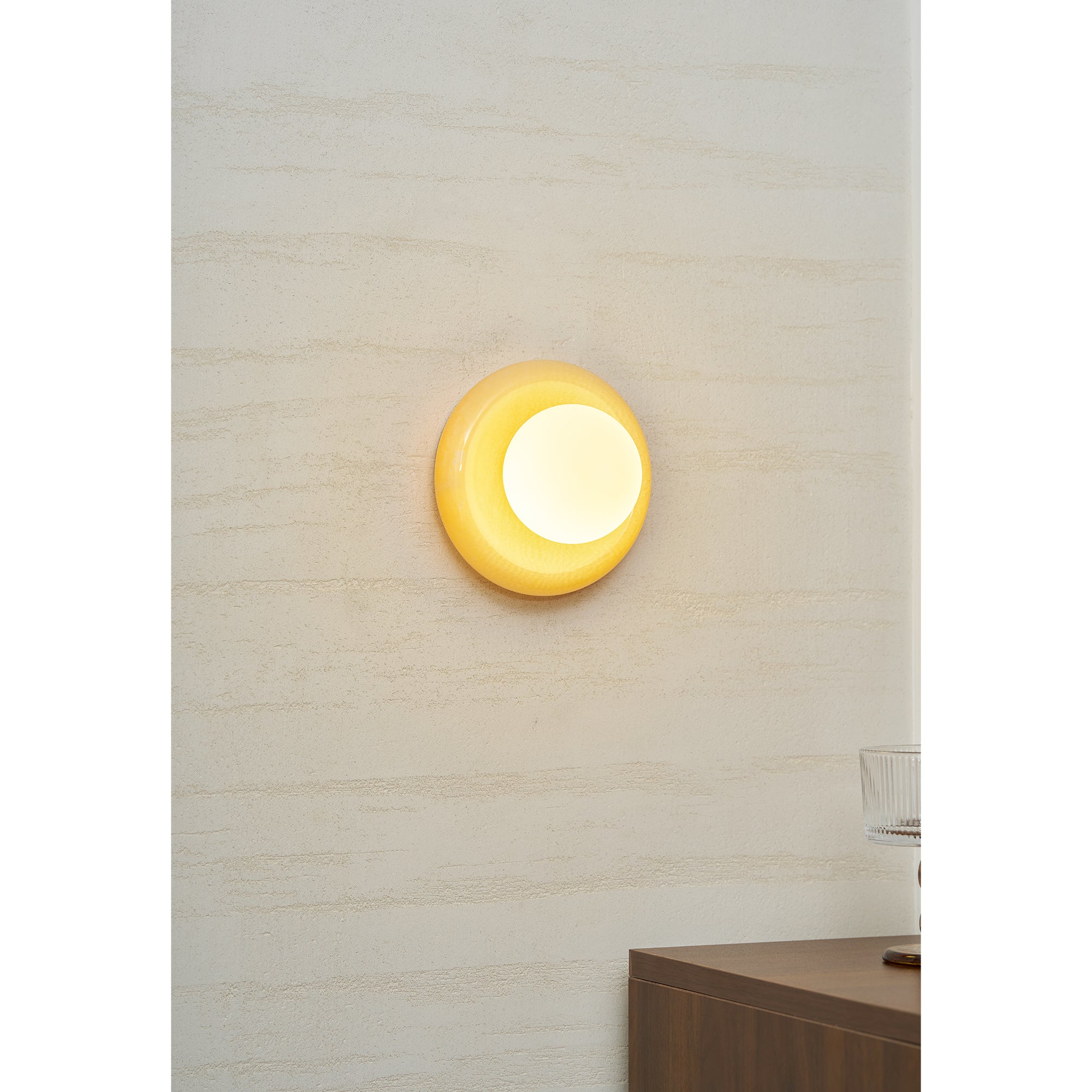 Daleaan Wall Light