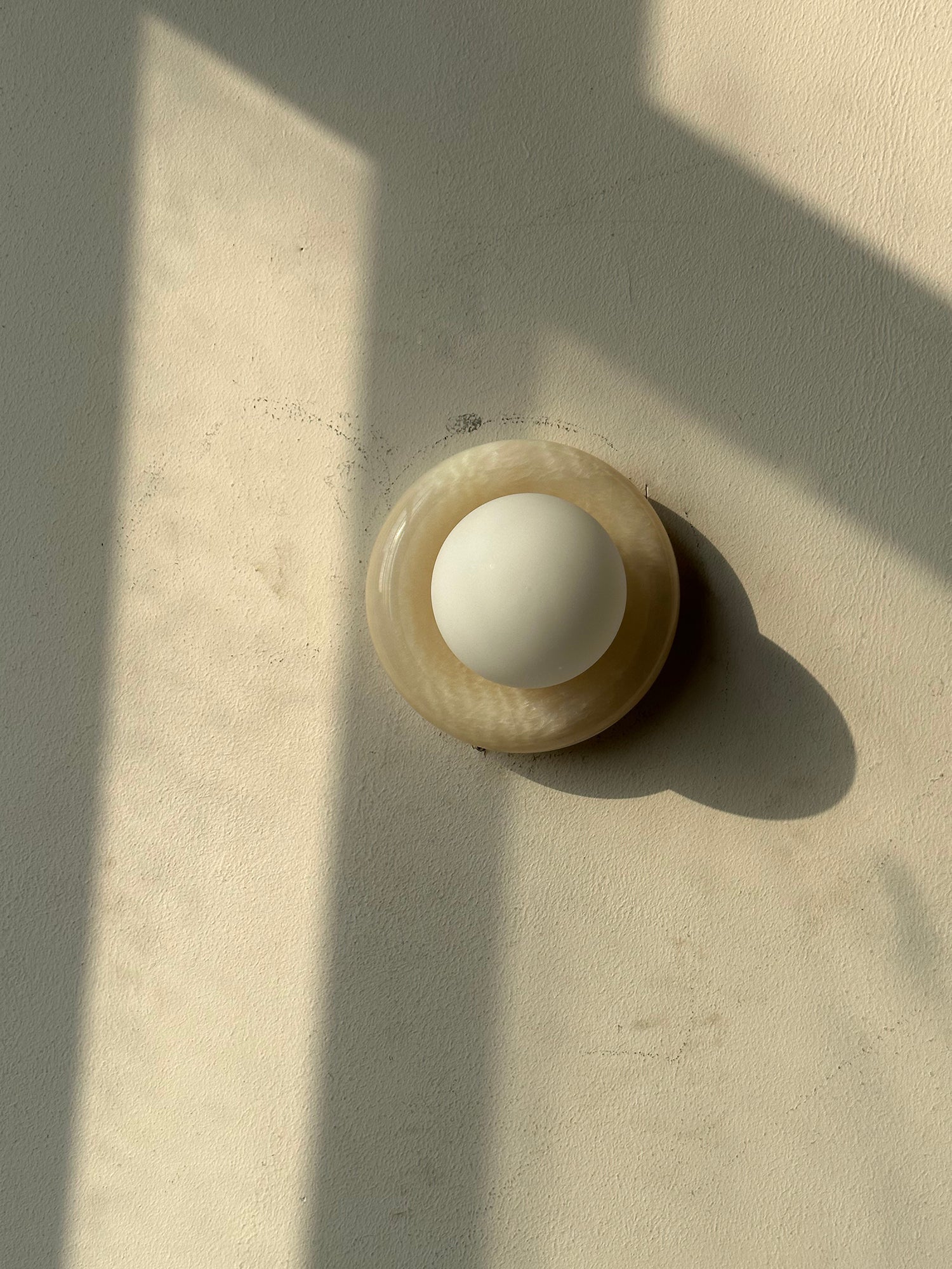 Daleaan Wall Light