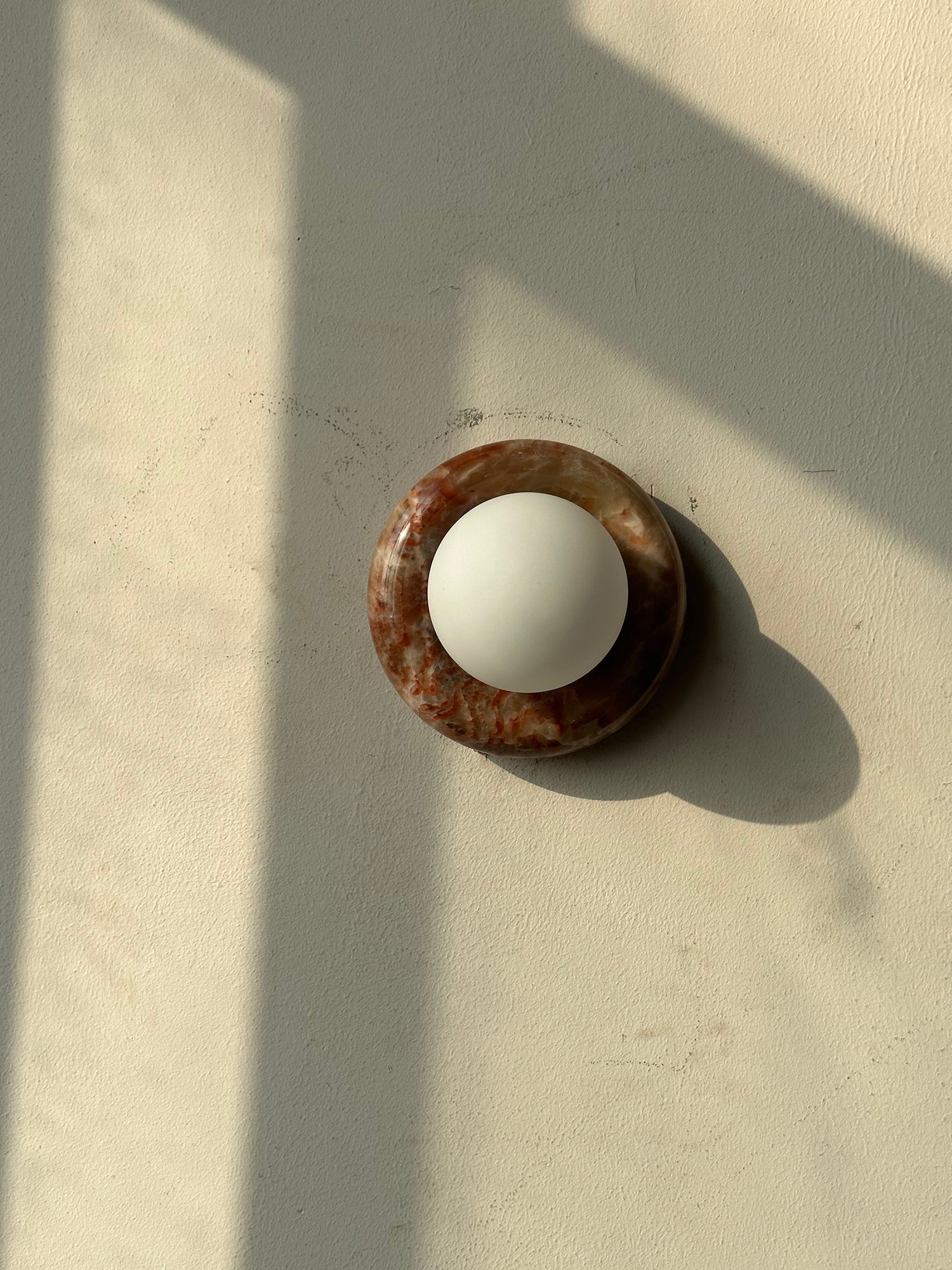Daleaan Wall Light