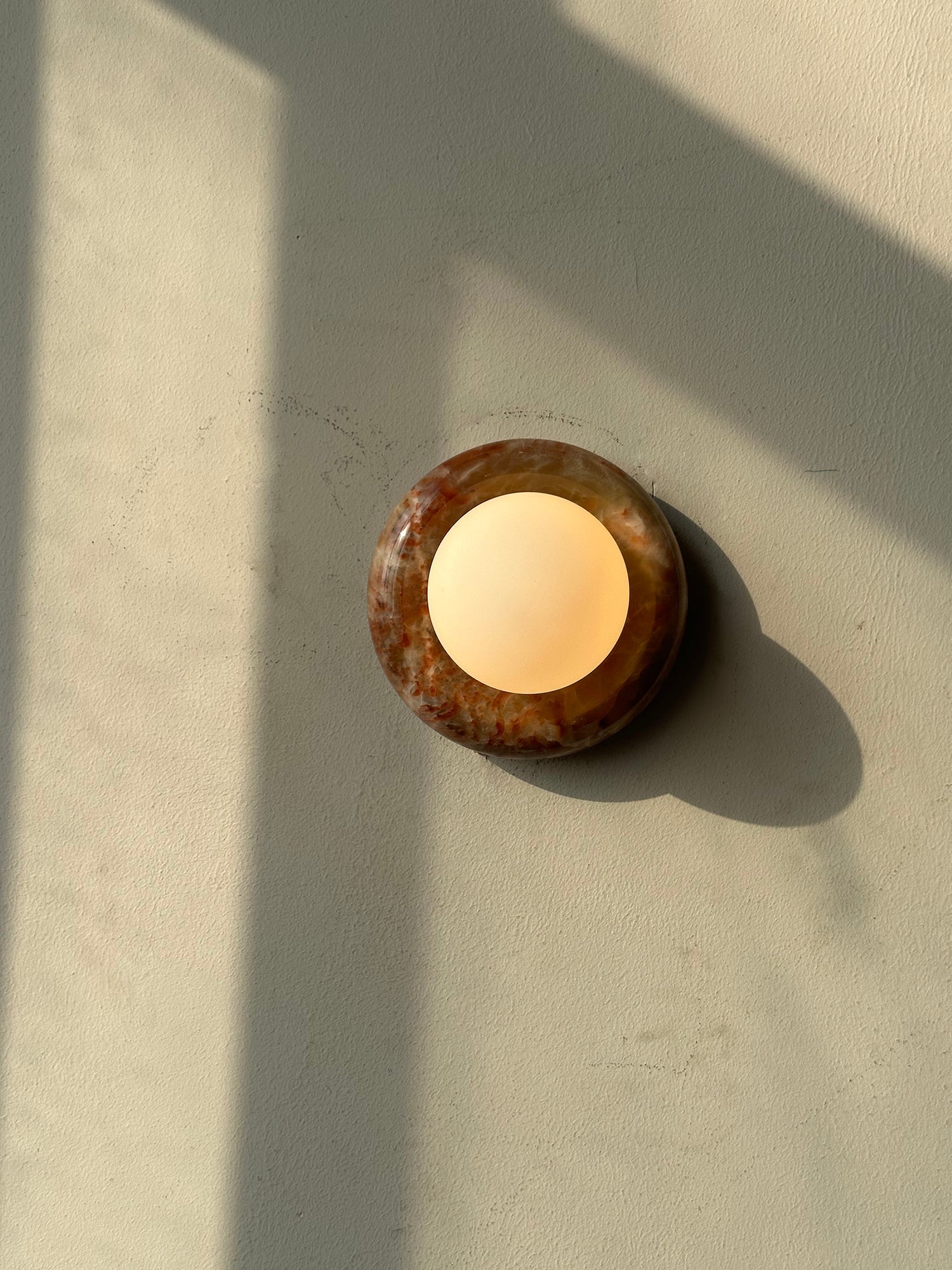 Daleaan Wall Light