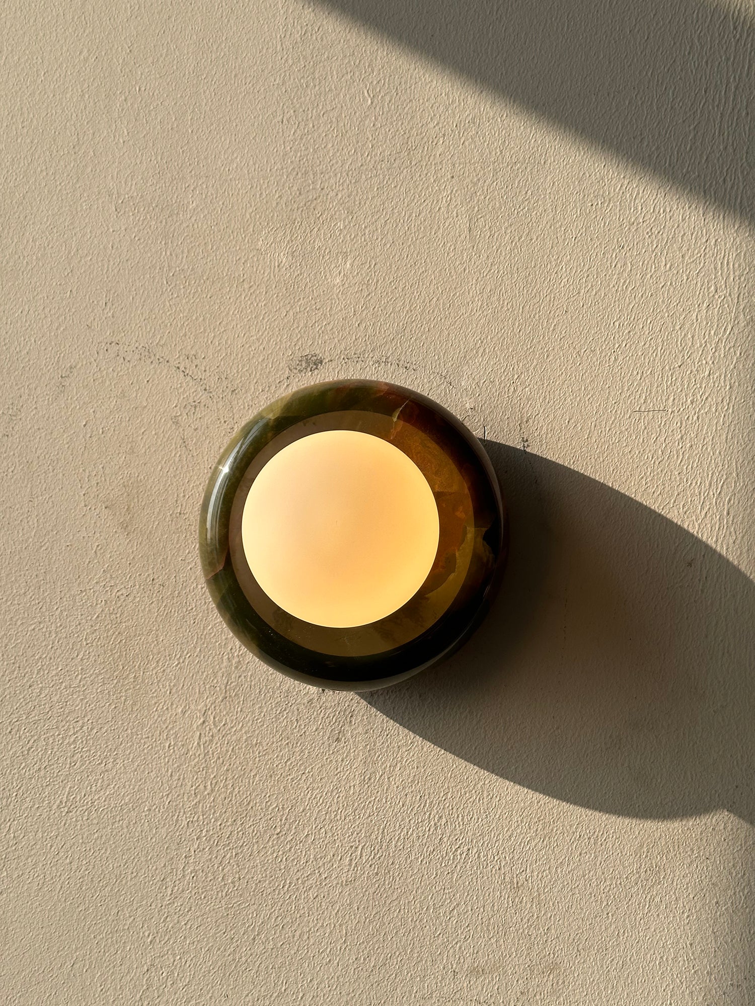 Daleaan Wall Light
