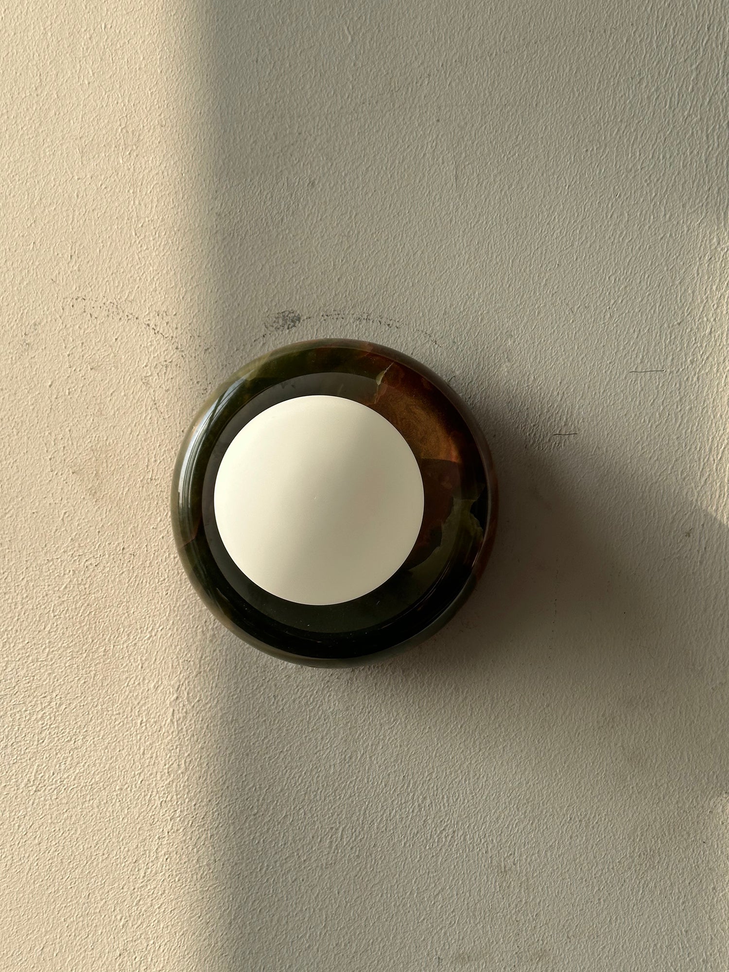 Daleaan Wall Light