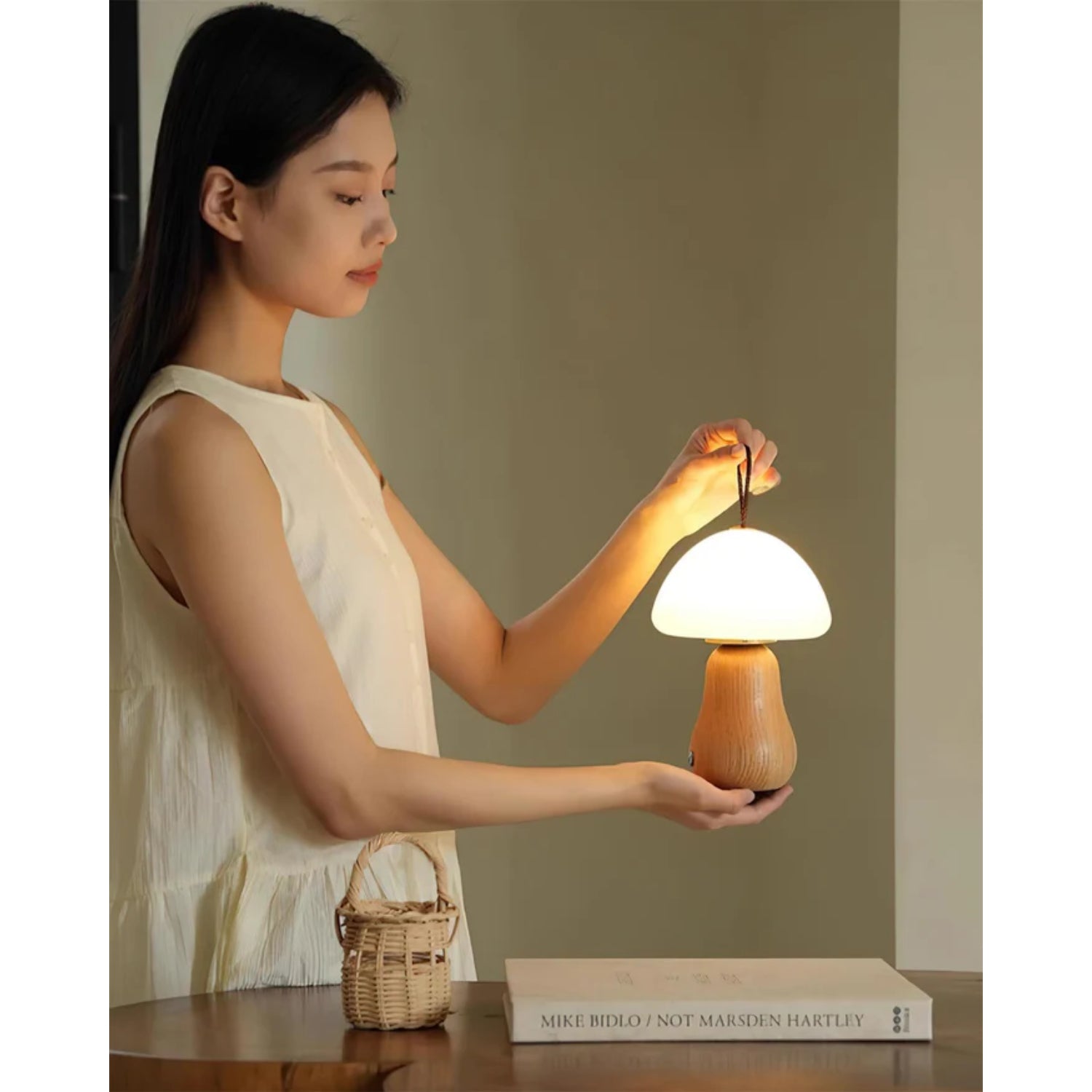 Nubbis Table Lamp