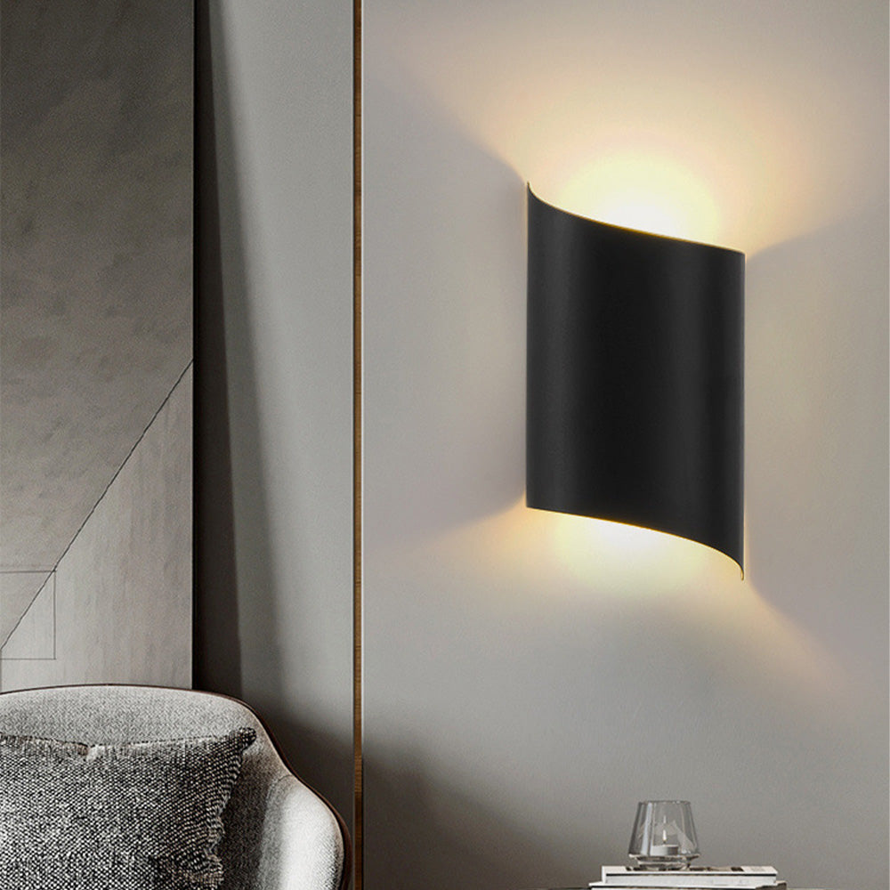 Losko Outdoor Wall Light