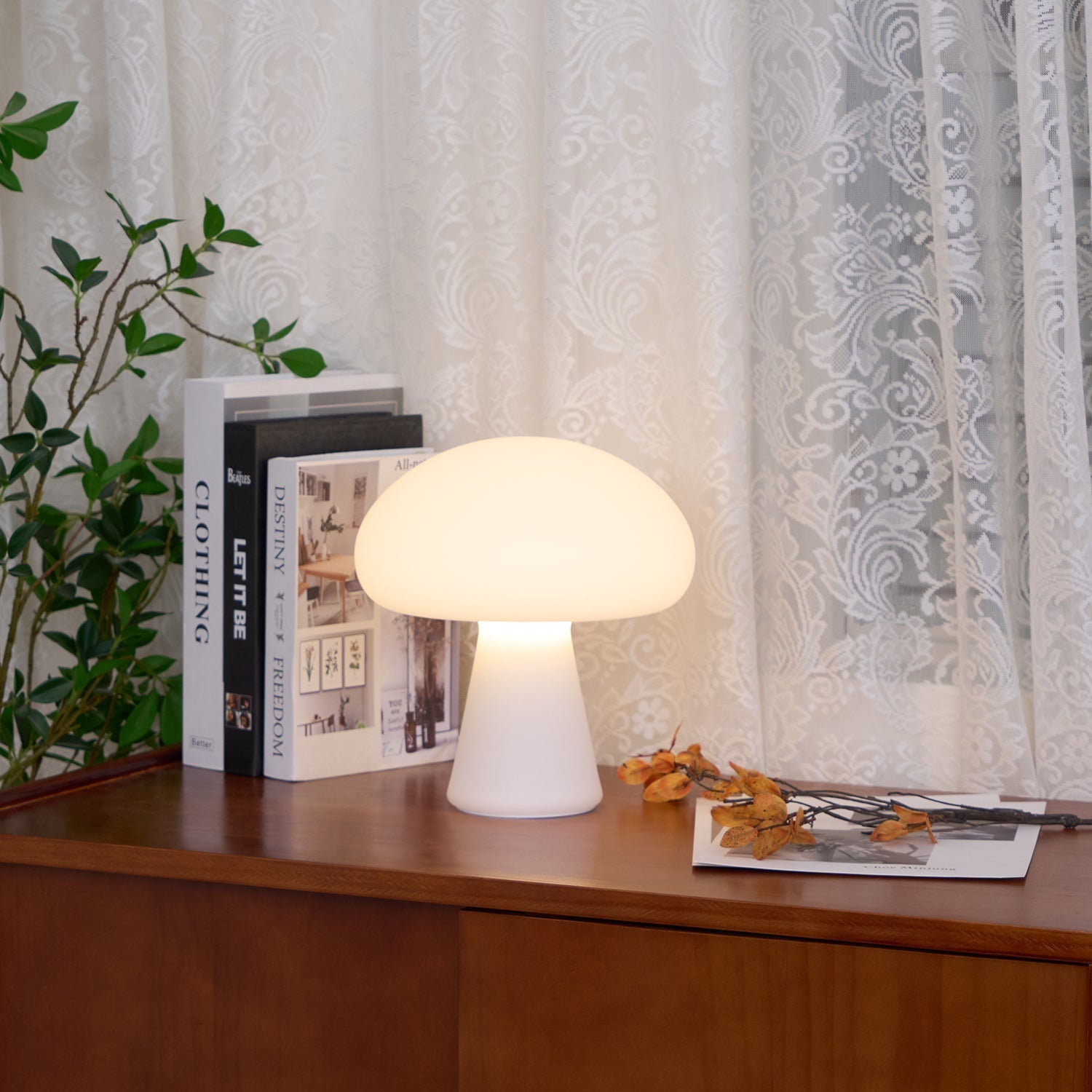 Vesano Table Lamp