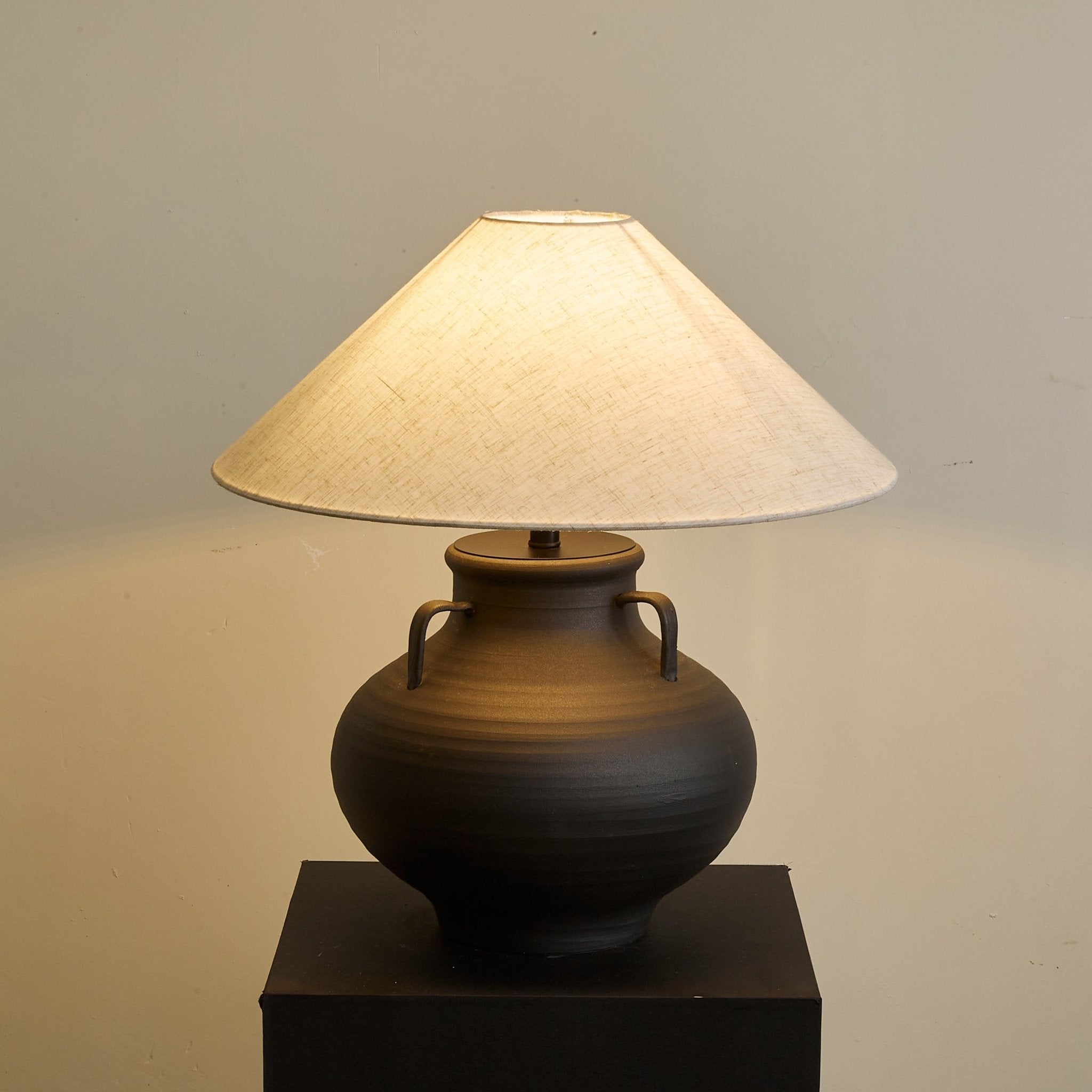 Obuske Table Lamp