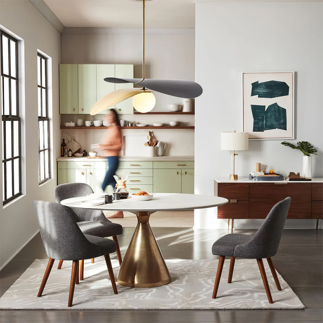 Linus Leaf Pendant Light