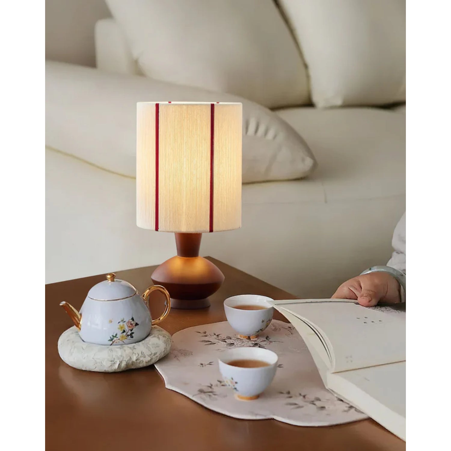 Olzowa Table Lamp