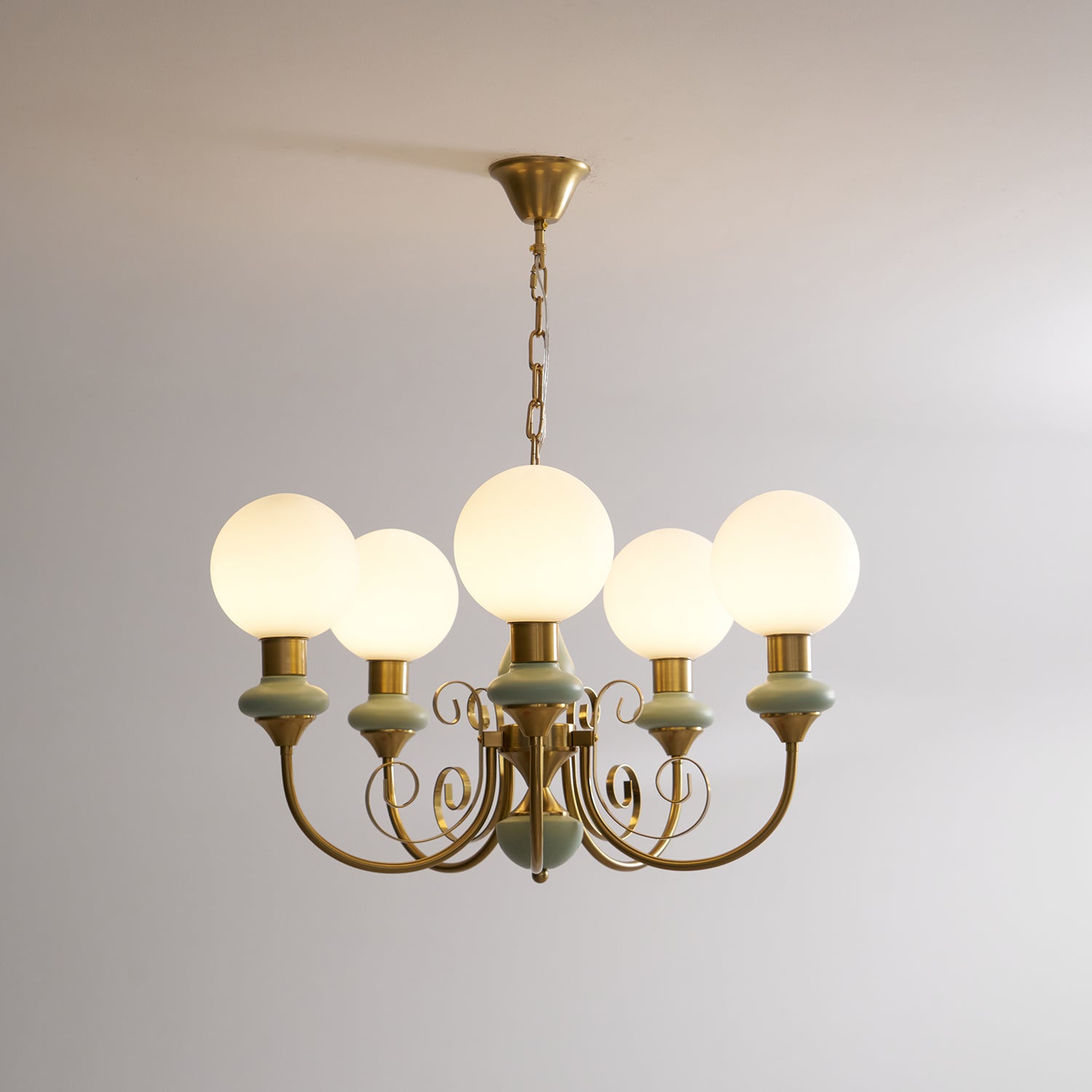 Torarer Globe Chandelier