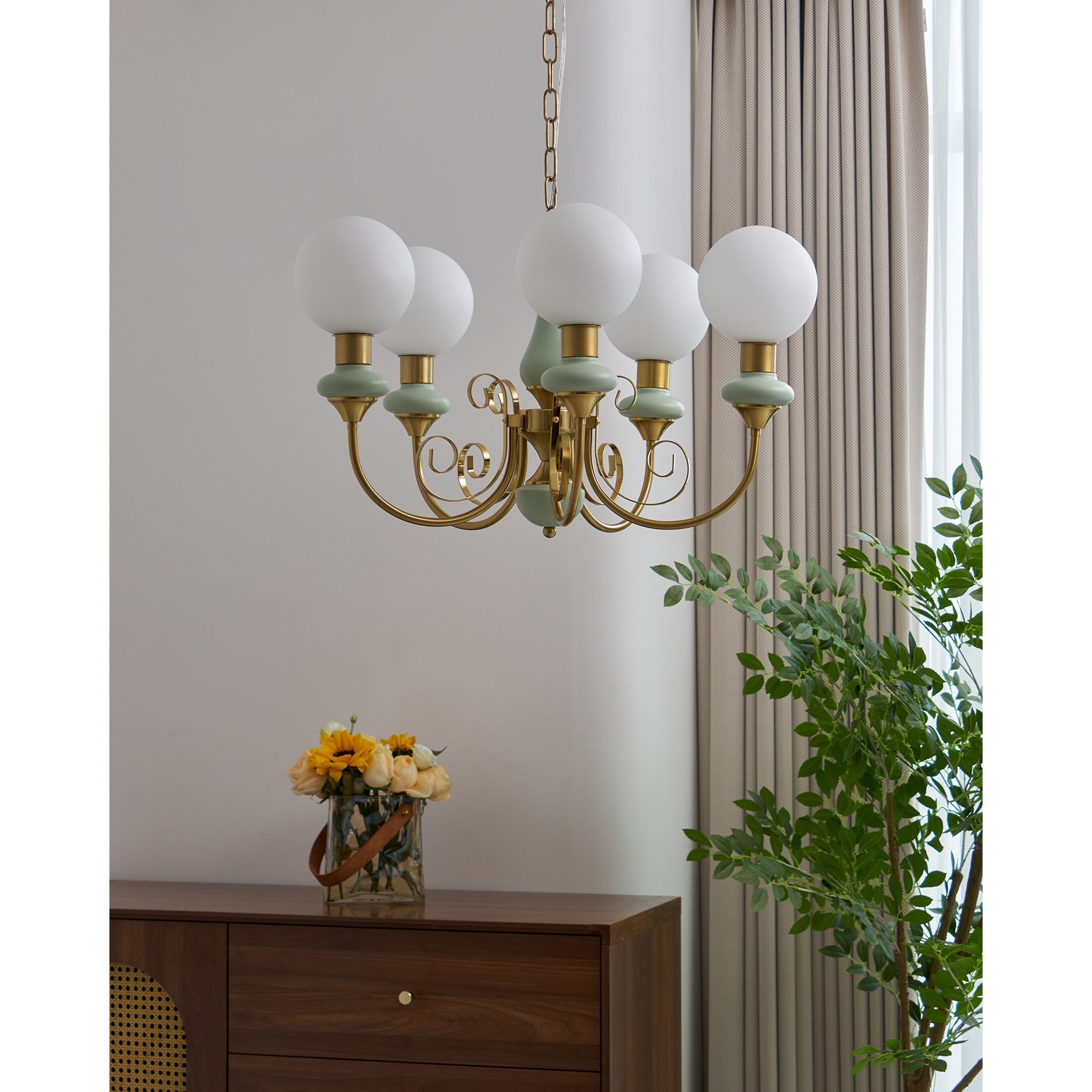 Torarer Globe Chandelier