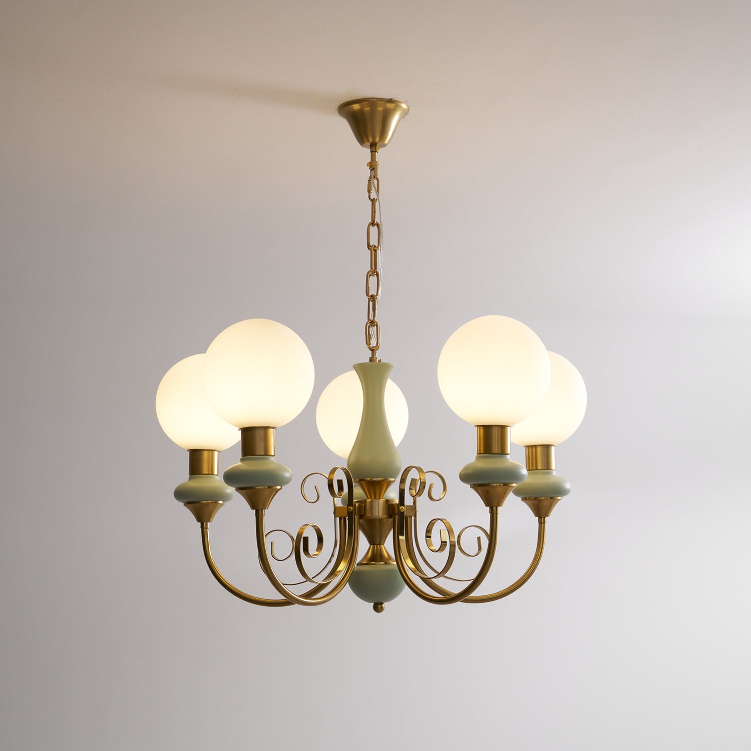 Torarer Globe Chandelier