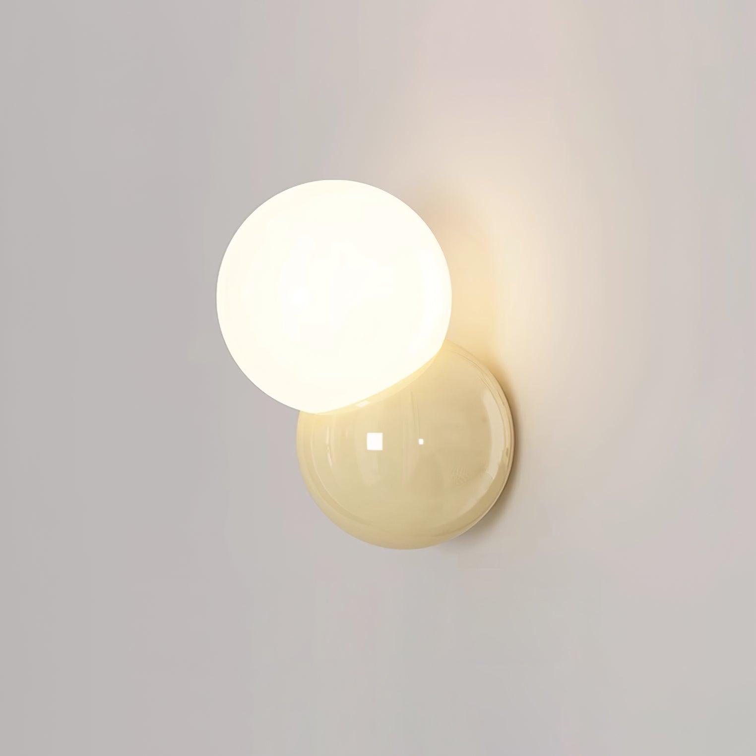 Zorlen Wall Light