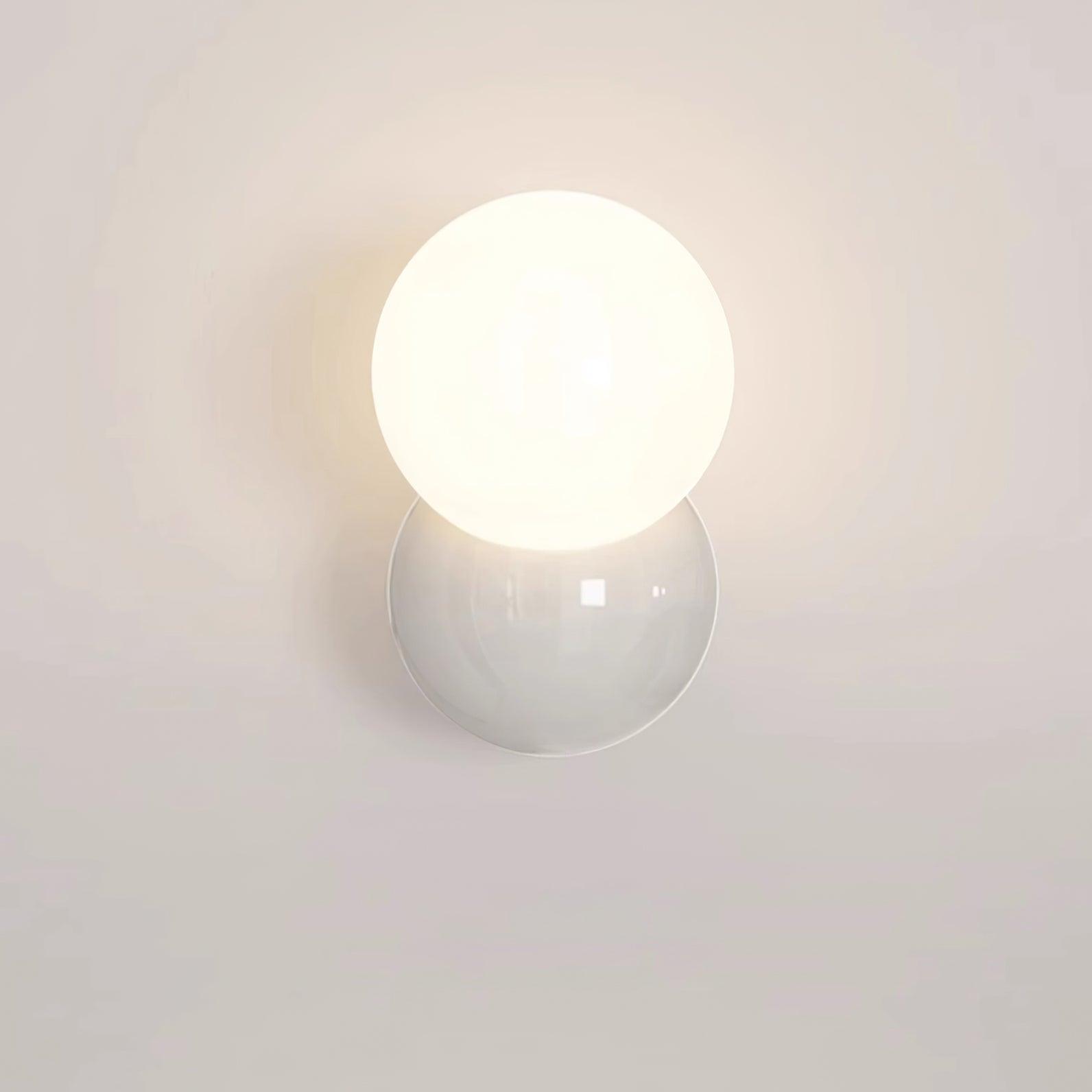 Zorlen Wall Light