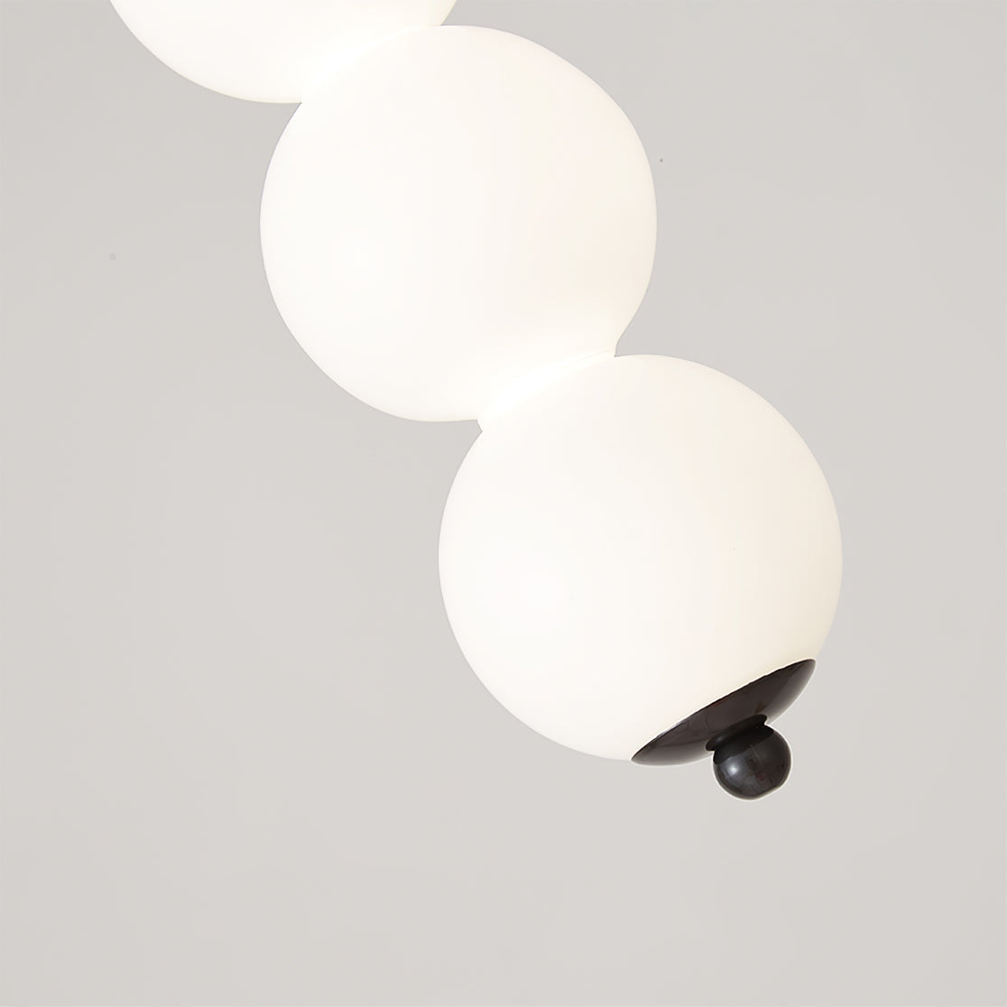 Kynayal Globe Pendant Light