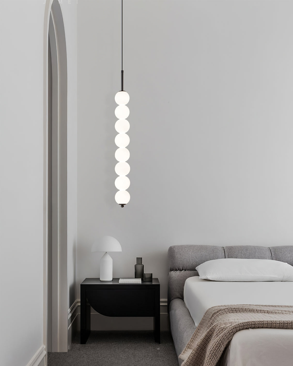Kynayal Globe Pendant Light