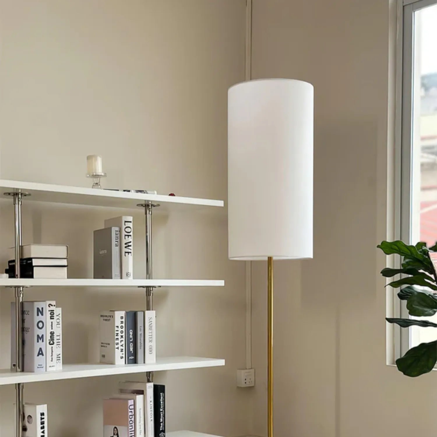 Orebis Floor Lamp
