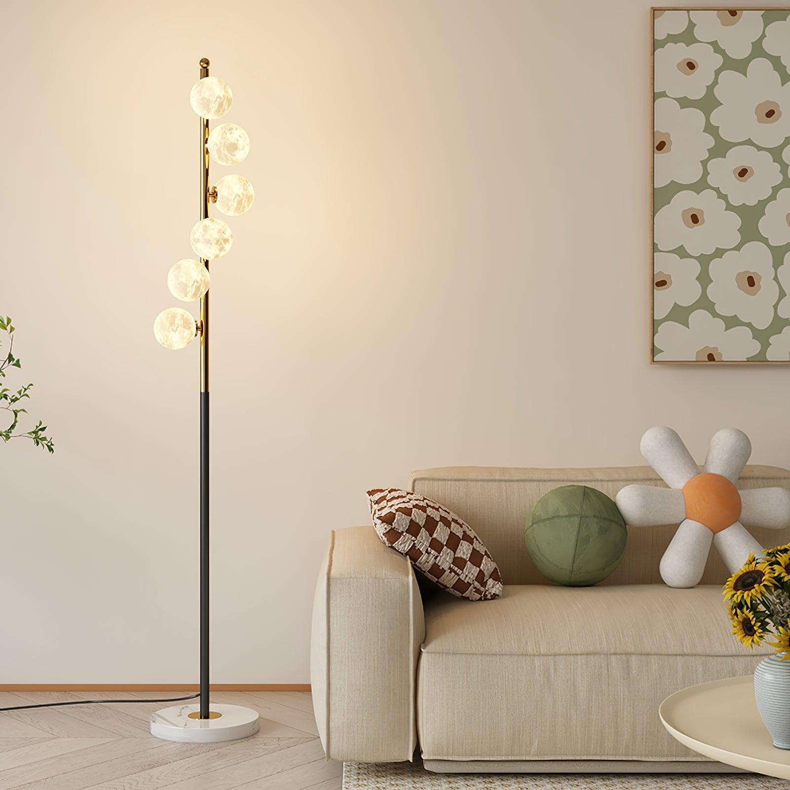 Zalvon Floor Lamp
