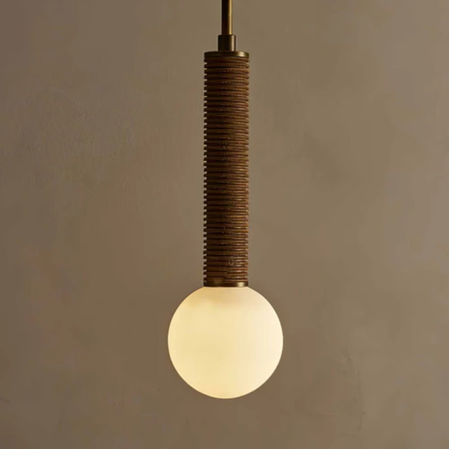 Lusestro Pendant Light