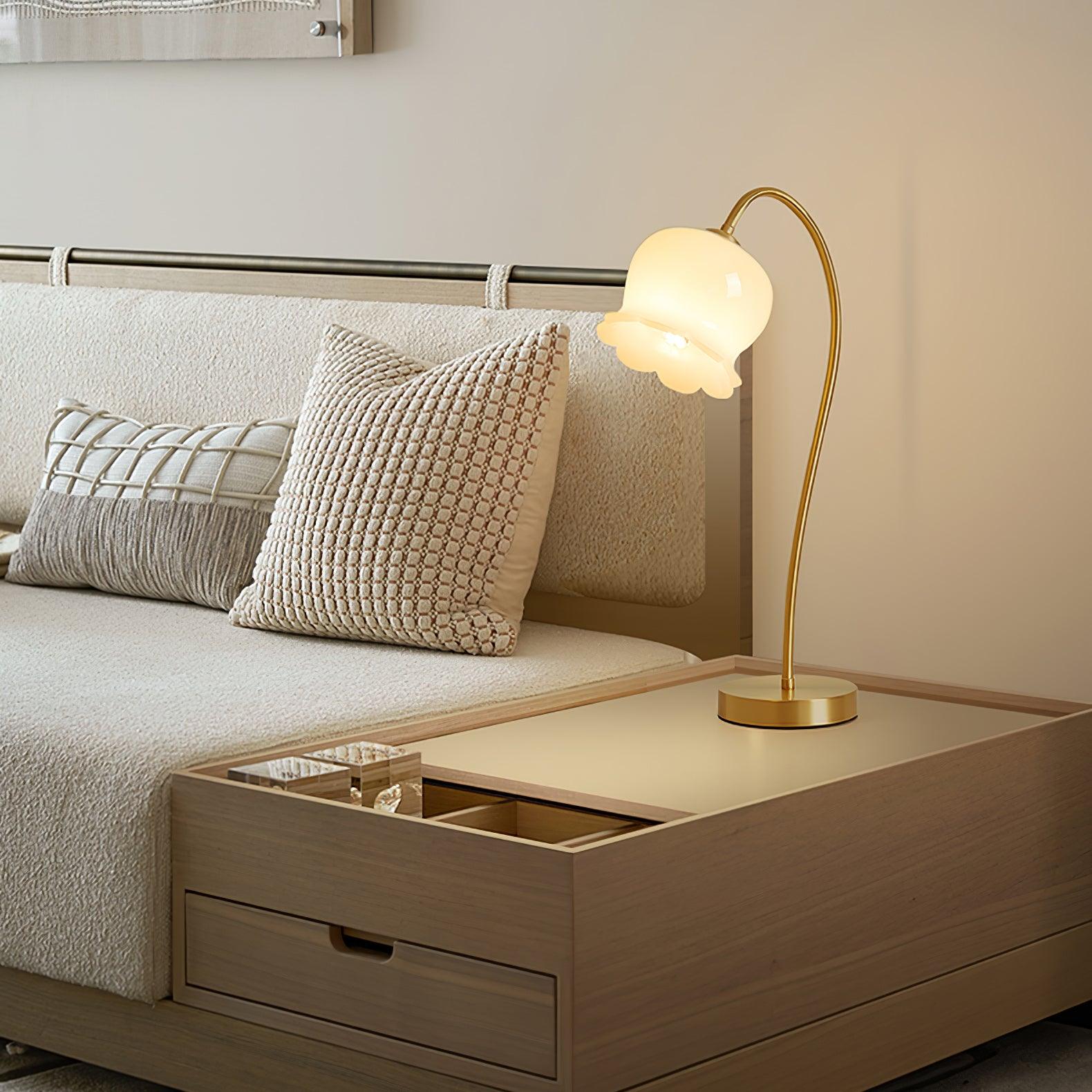 Meltoze Flower Table Lamp