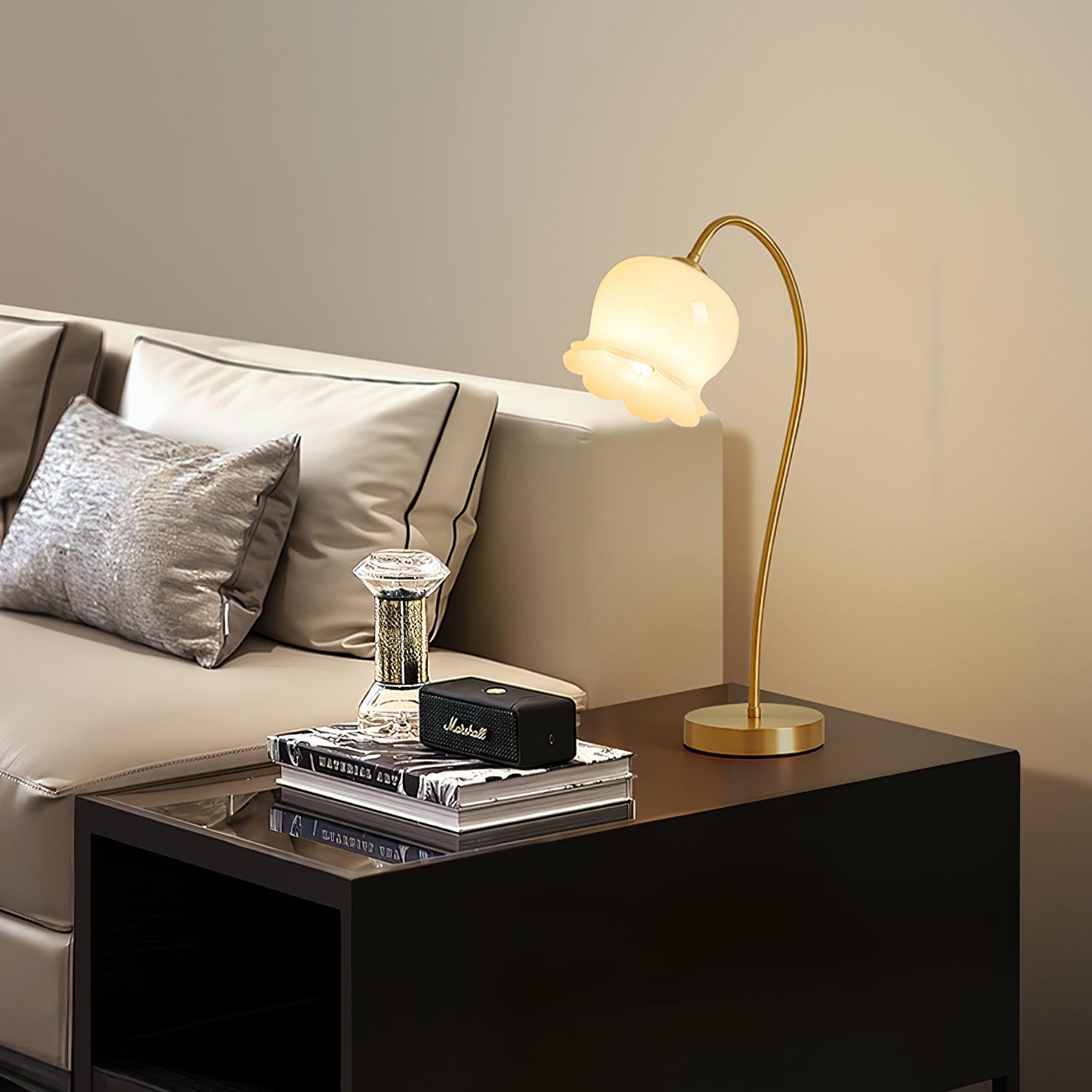 Meltoze Flower Table Lamp