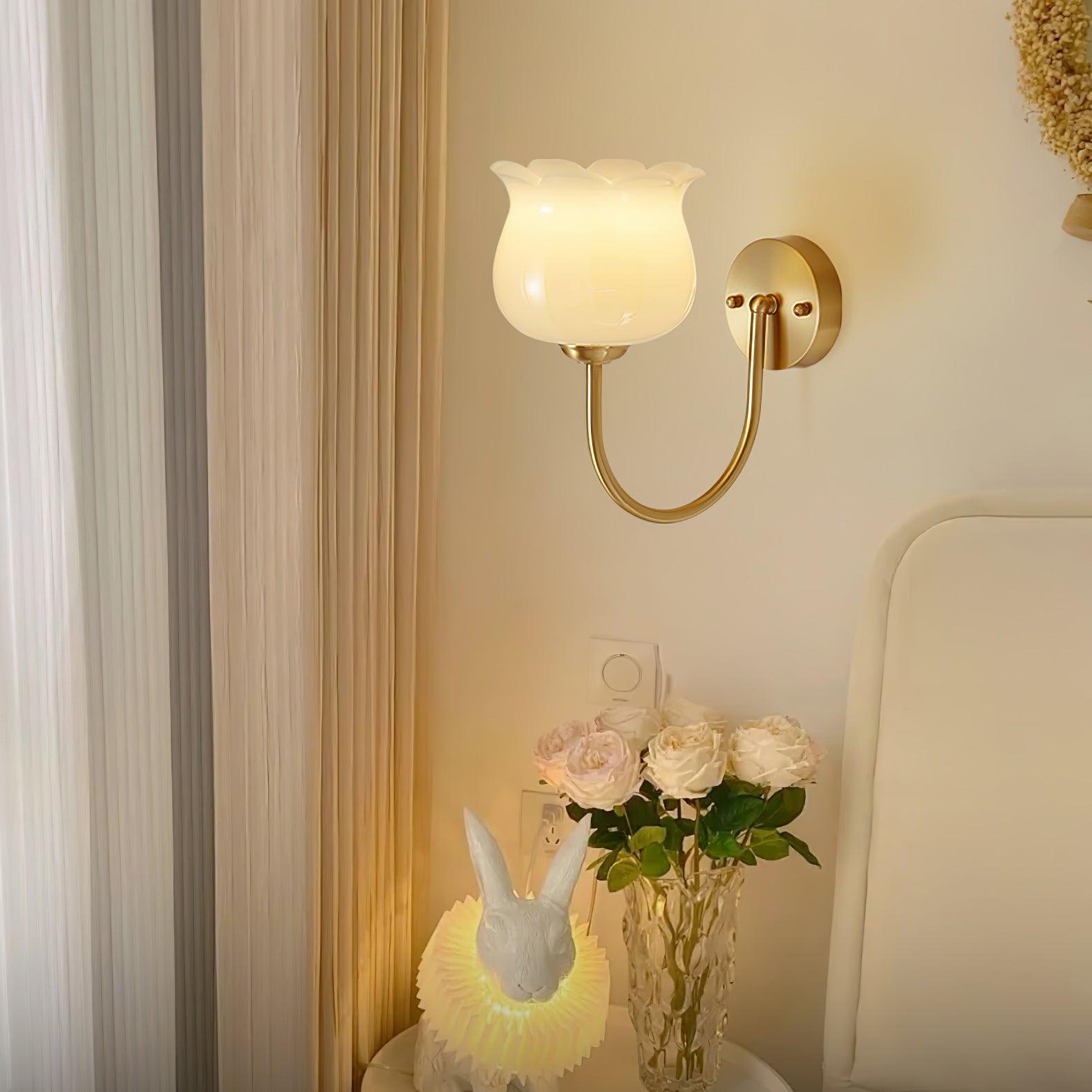 Meltoze Flower Wall Light