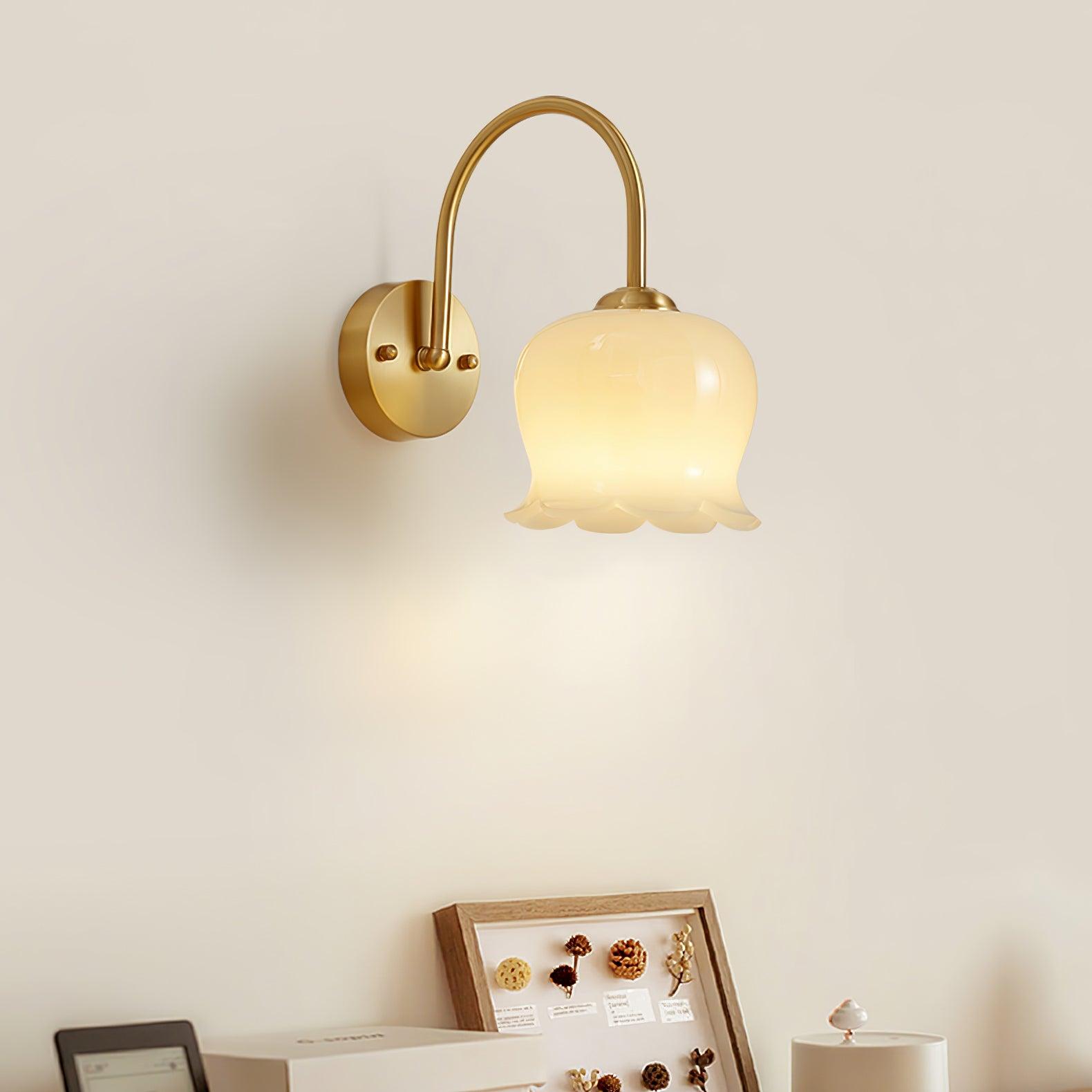 Meltoze Flower Wall Light