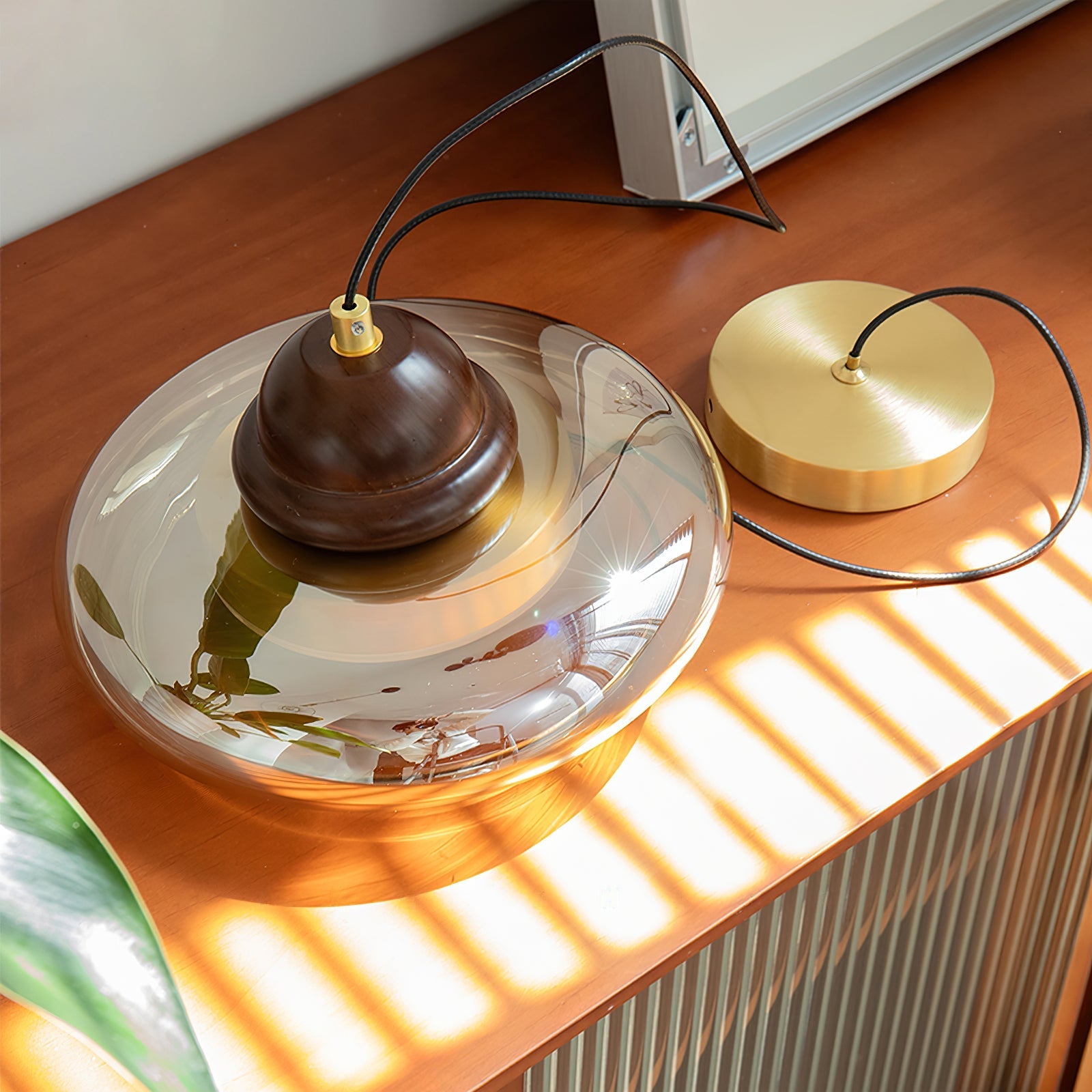 Lerozim Pendant Light