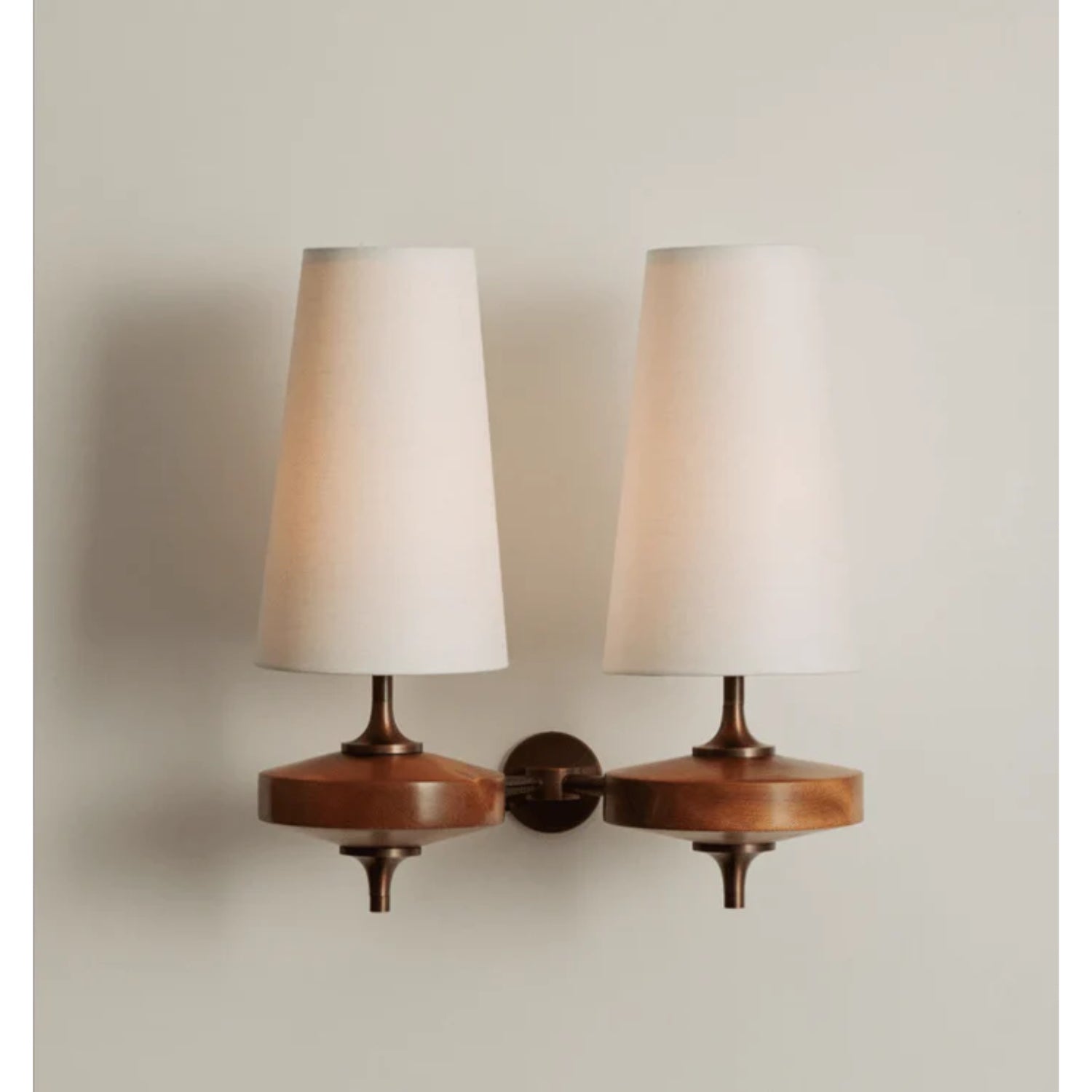 Orimas Wall Light
