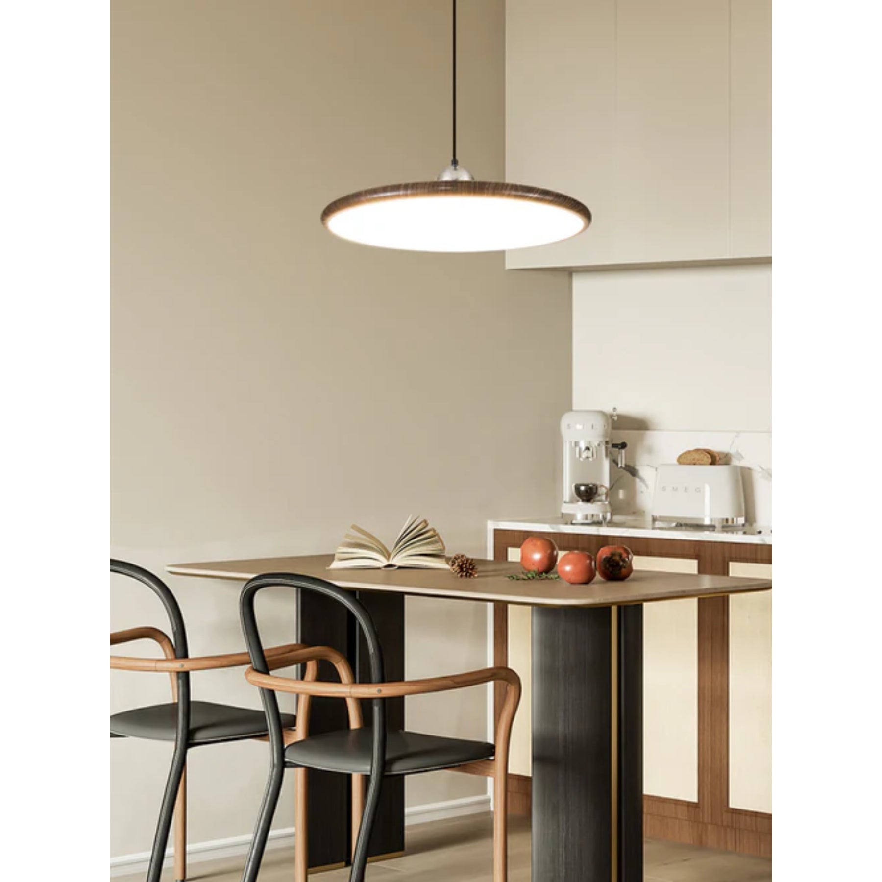 Galeyzo Pendant Light