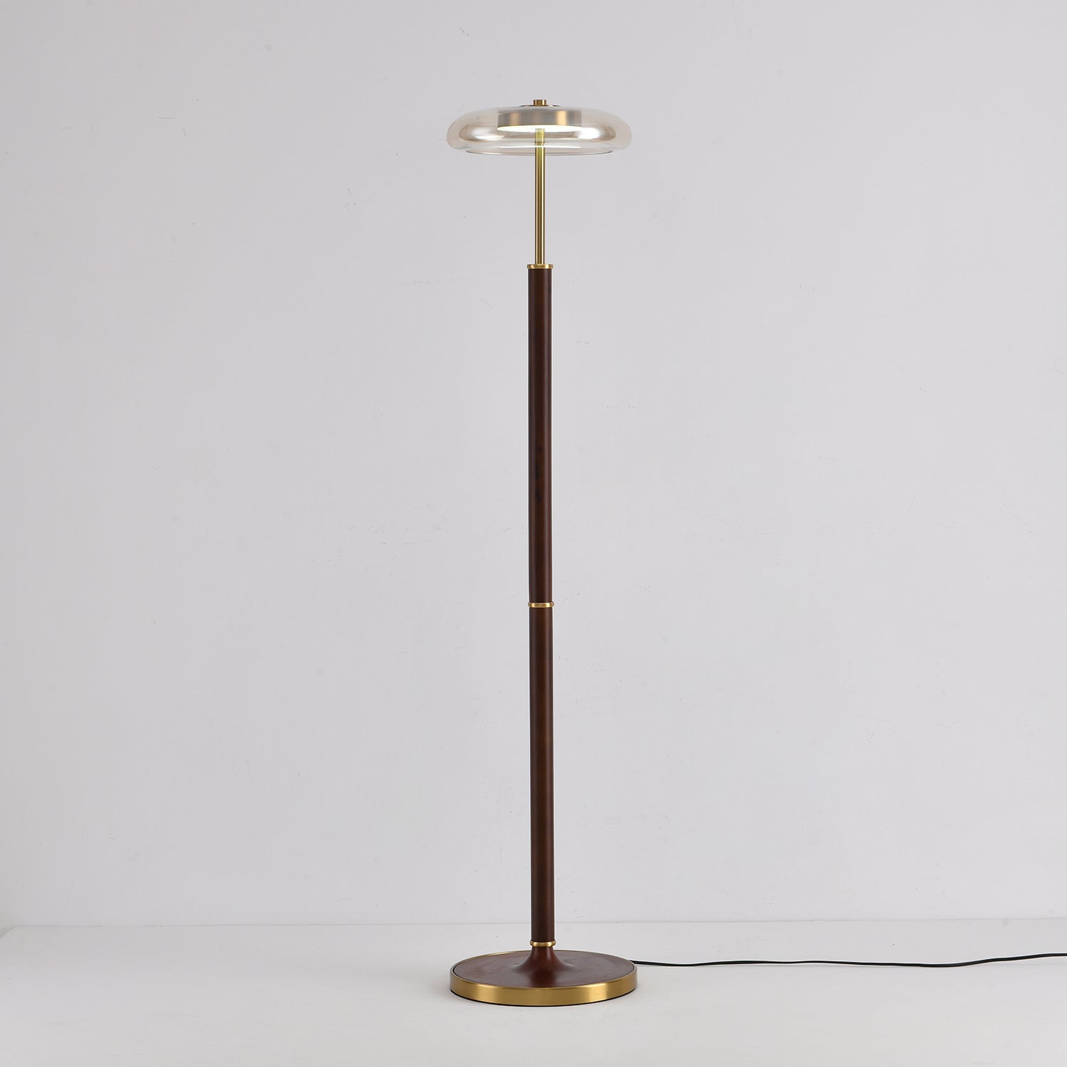 Mentolis Floor Lamp