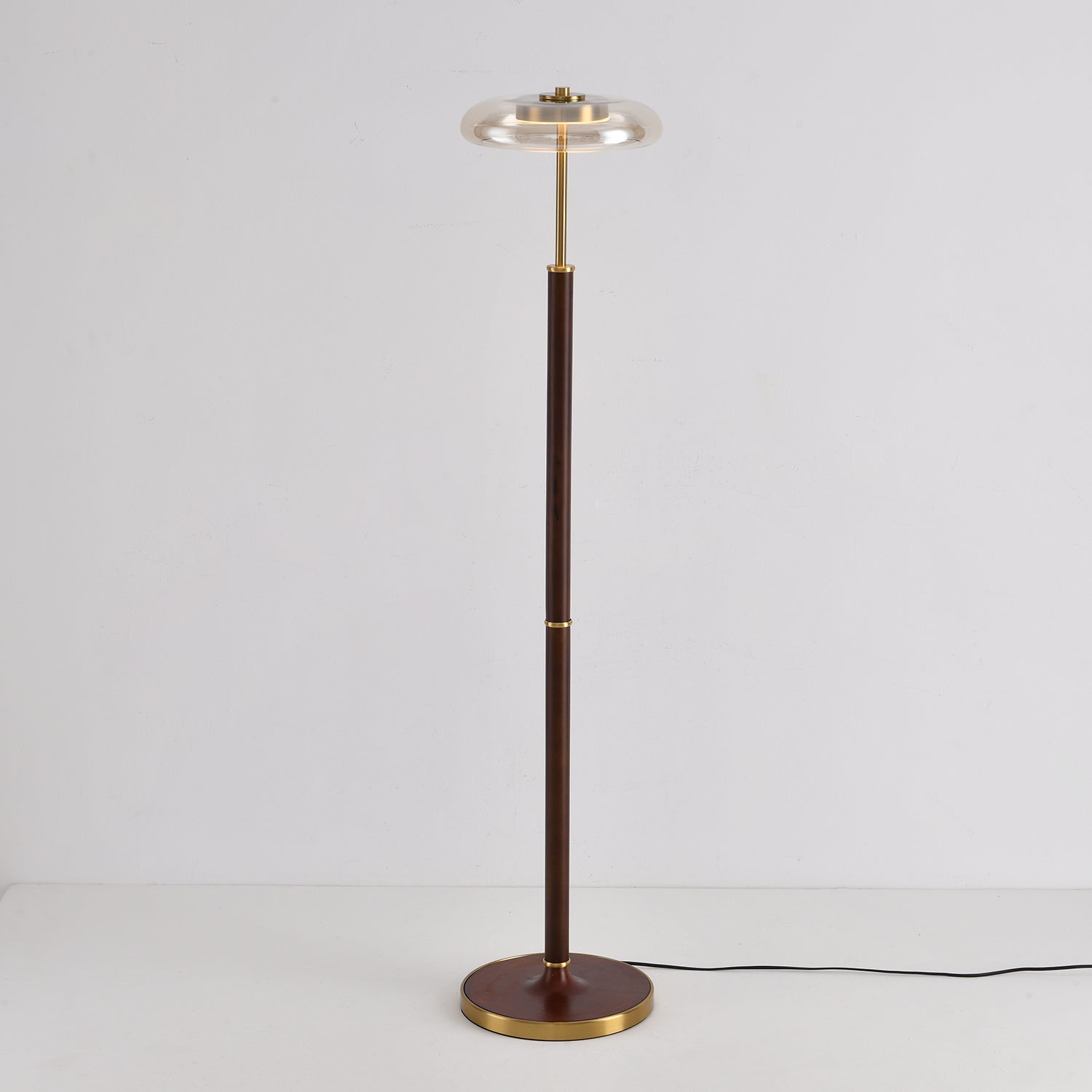 Mentolis Floor Lamp