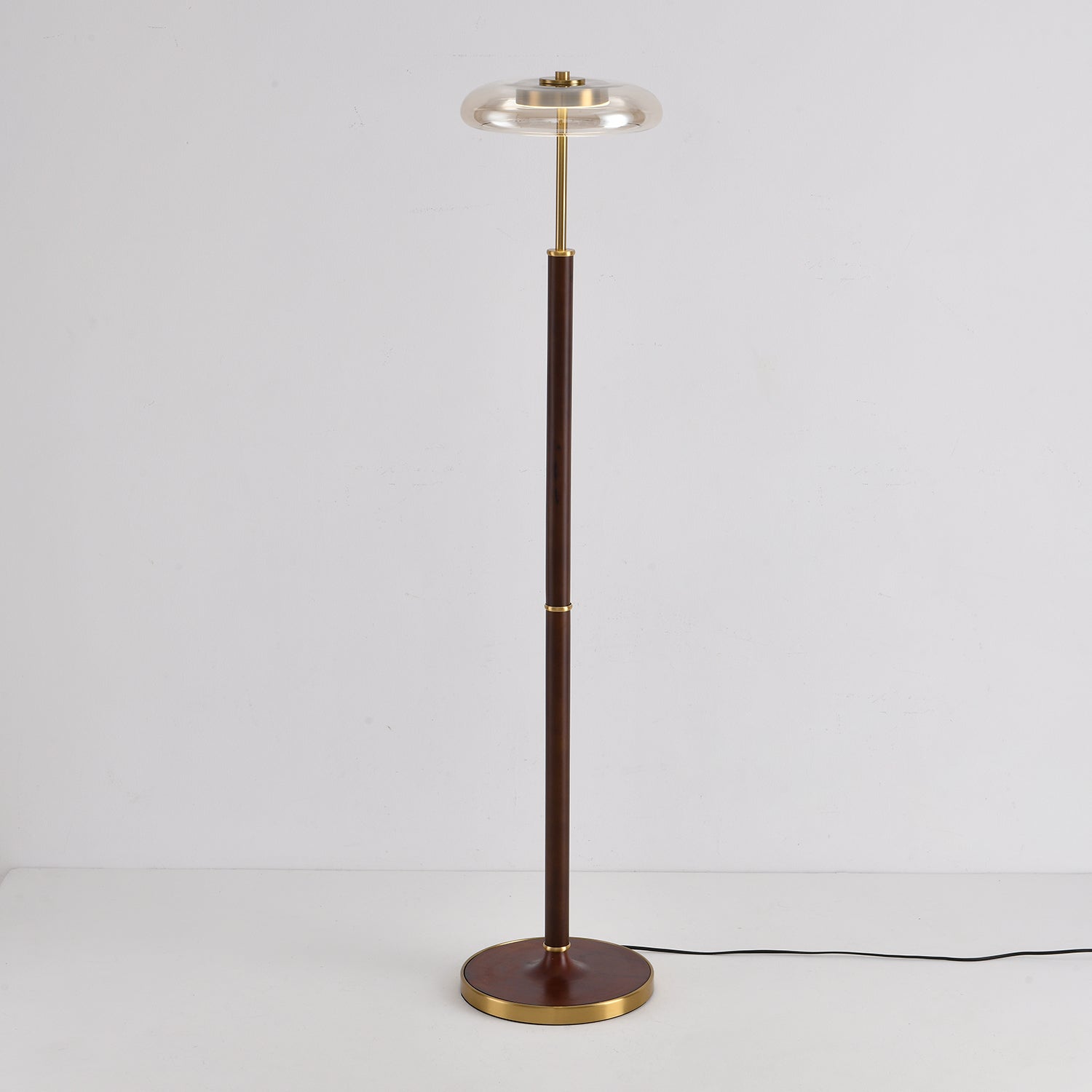 Mentolis Floor Lamp