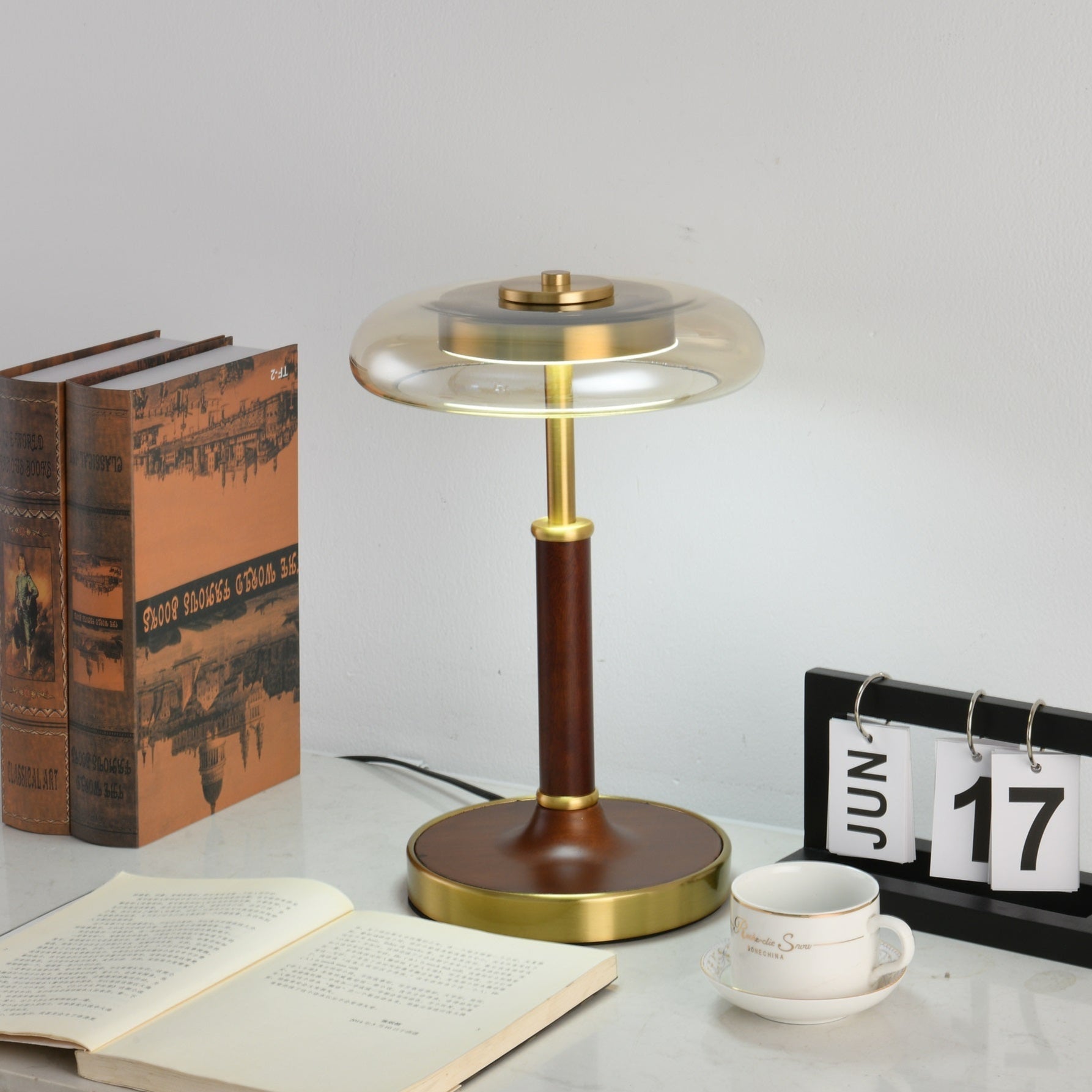 Mentolis Table Lamp