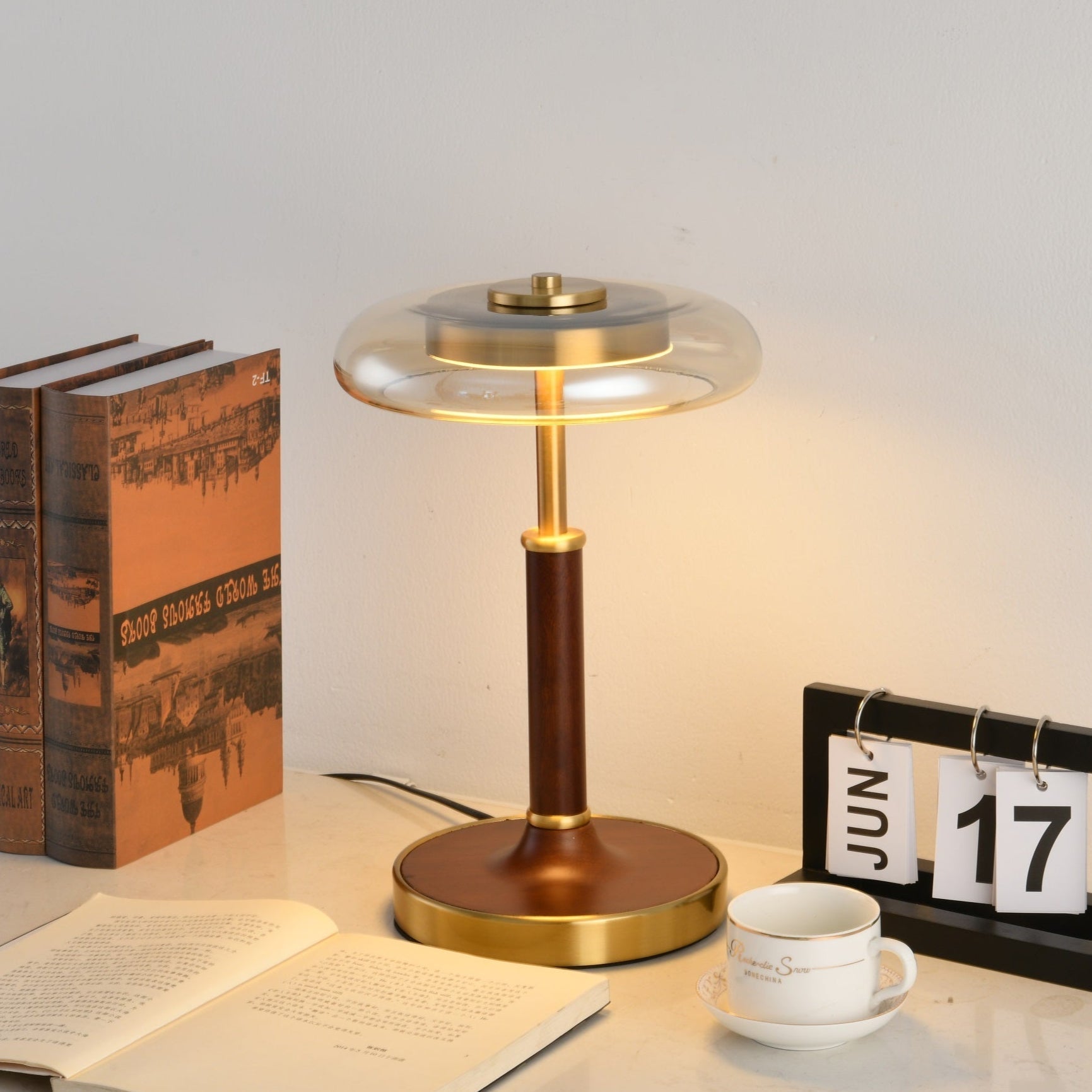 Mentolis Table Lamp