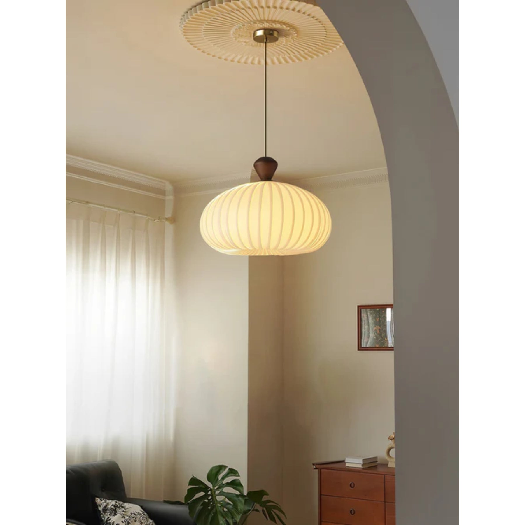 Lemazan Pendant Light
