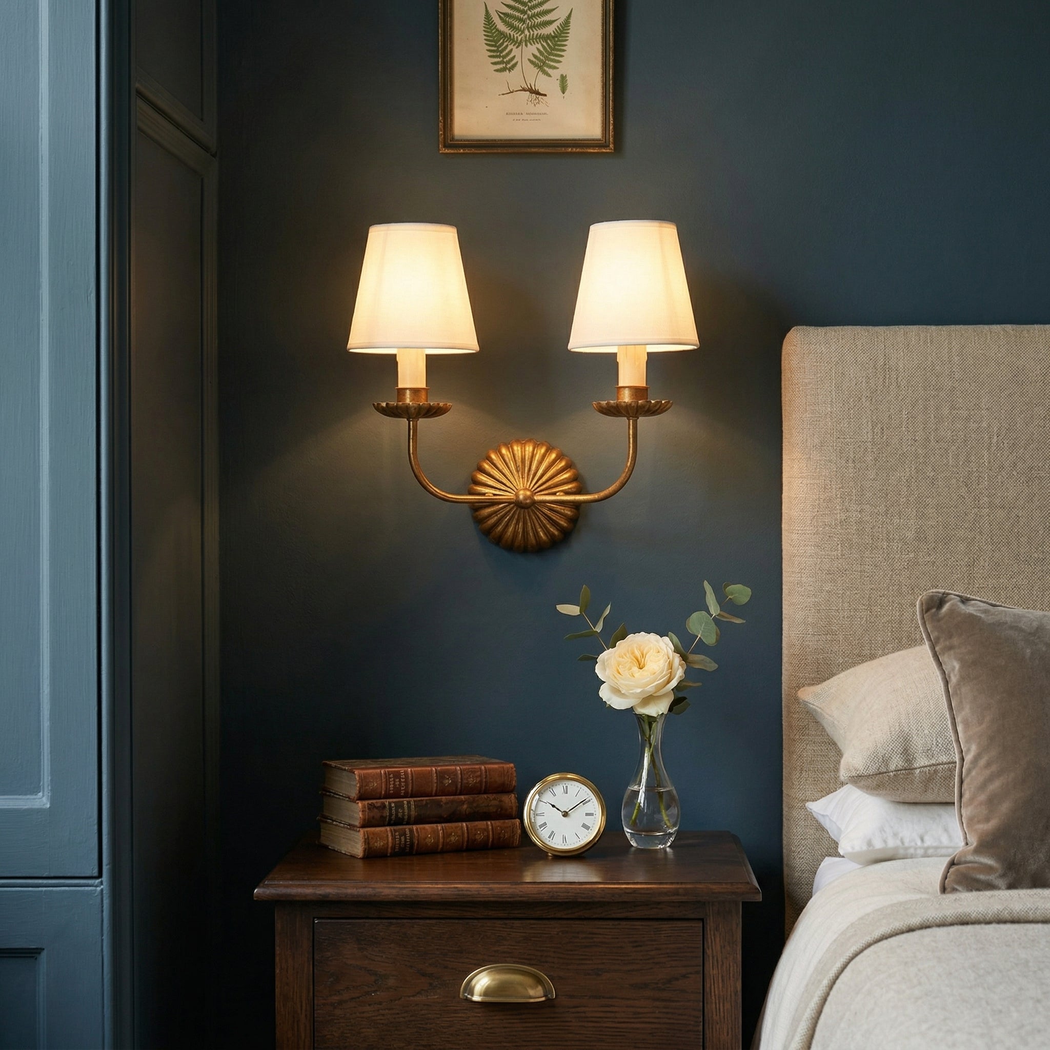 Sterve Wall Light